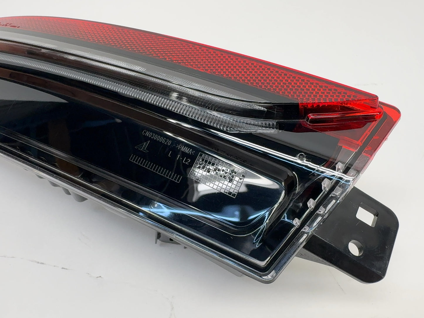 2025-2026 Tesla Model 3 Highland Rear Bumper Left Light 1712513-00-E