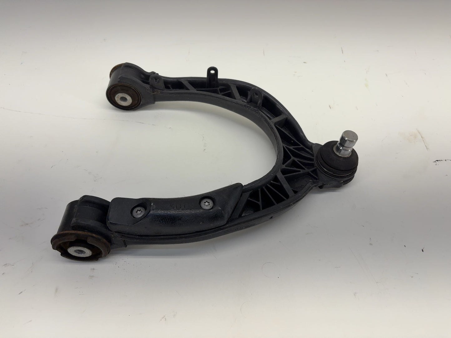 2020 Tesla Model 3 Front Left Upper Control Arm 1044321-00-G