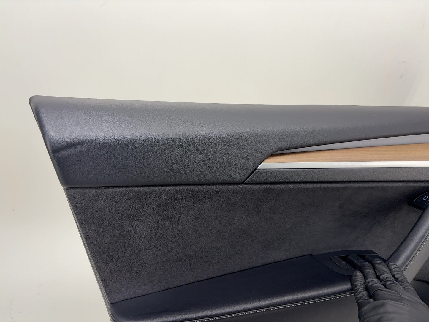 2022-2023 Tesla Model 3 Front Left Door Panel 1761294-01-C