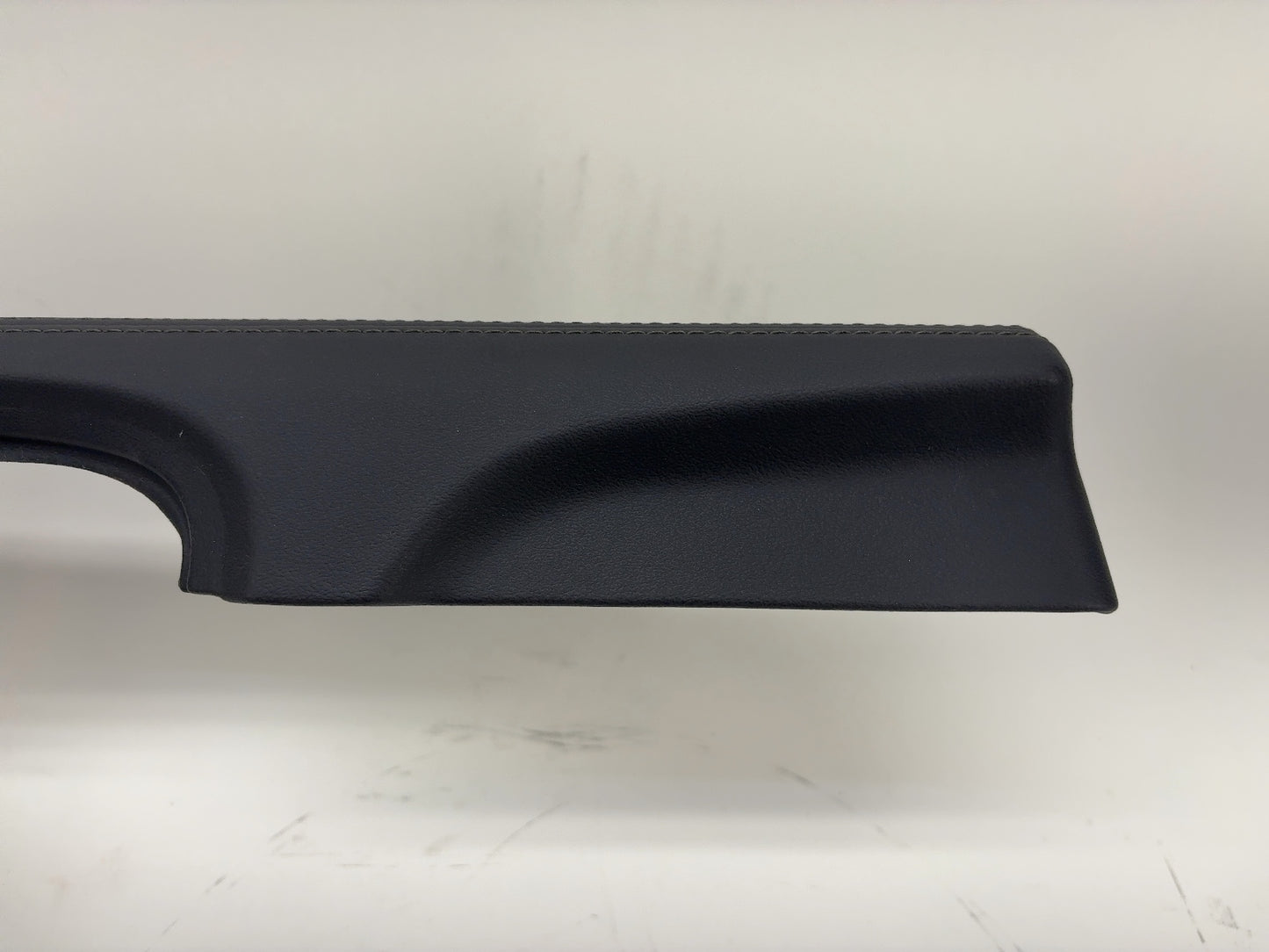2023 Rivian R1S R1T Front Left Door Panel Upper Leather Trim PT00001064-B