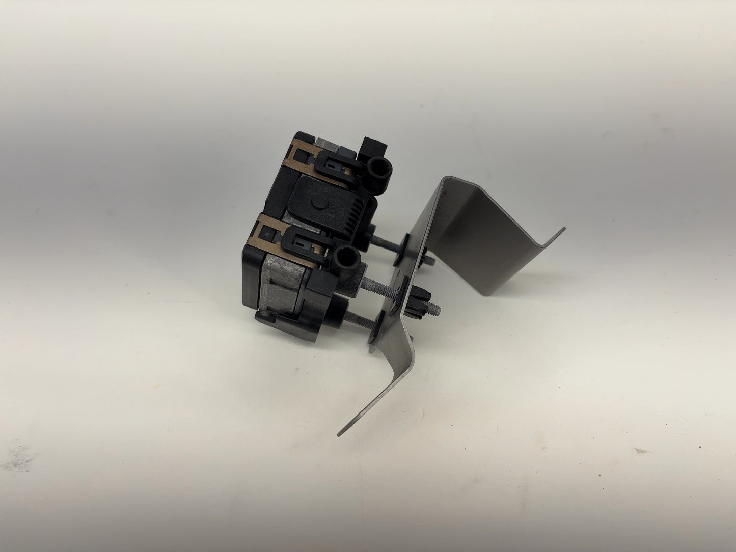 2017 Tesla Model X Front Radar Heater 1057551-00-B