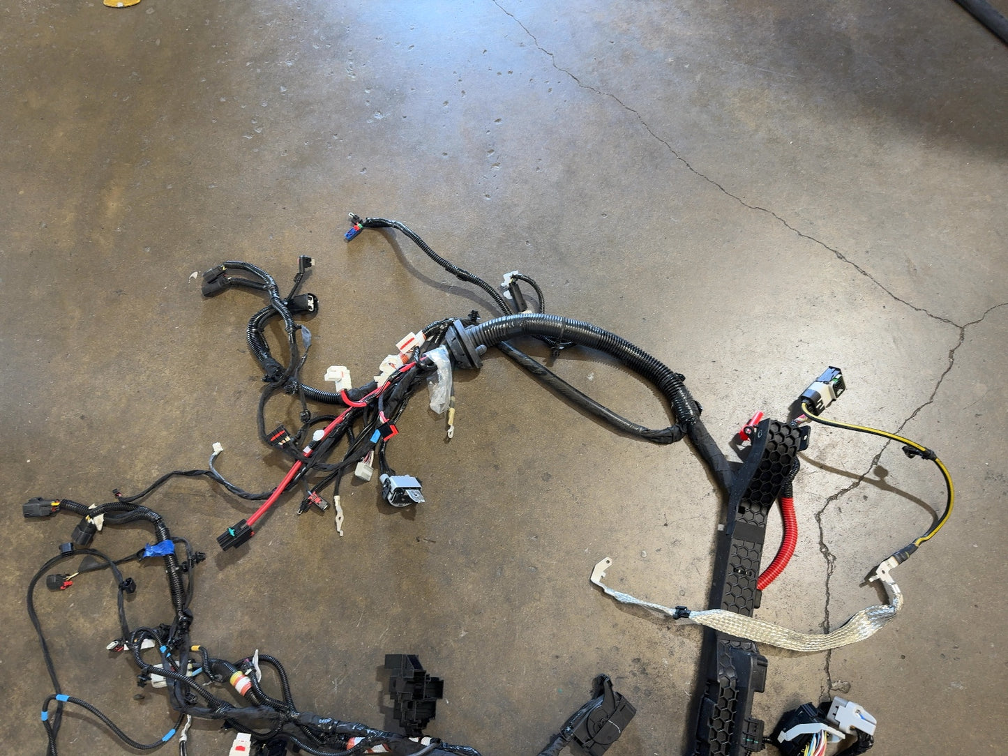 2025 Tesla Model 3 Highland Front Body Harness 1897330-11-B