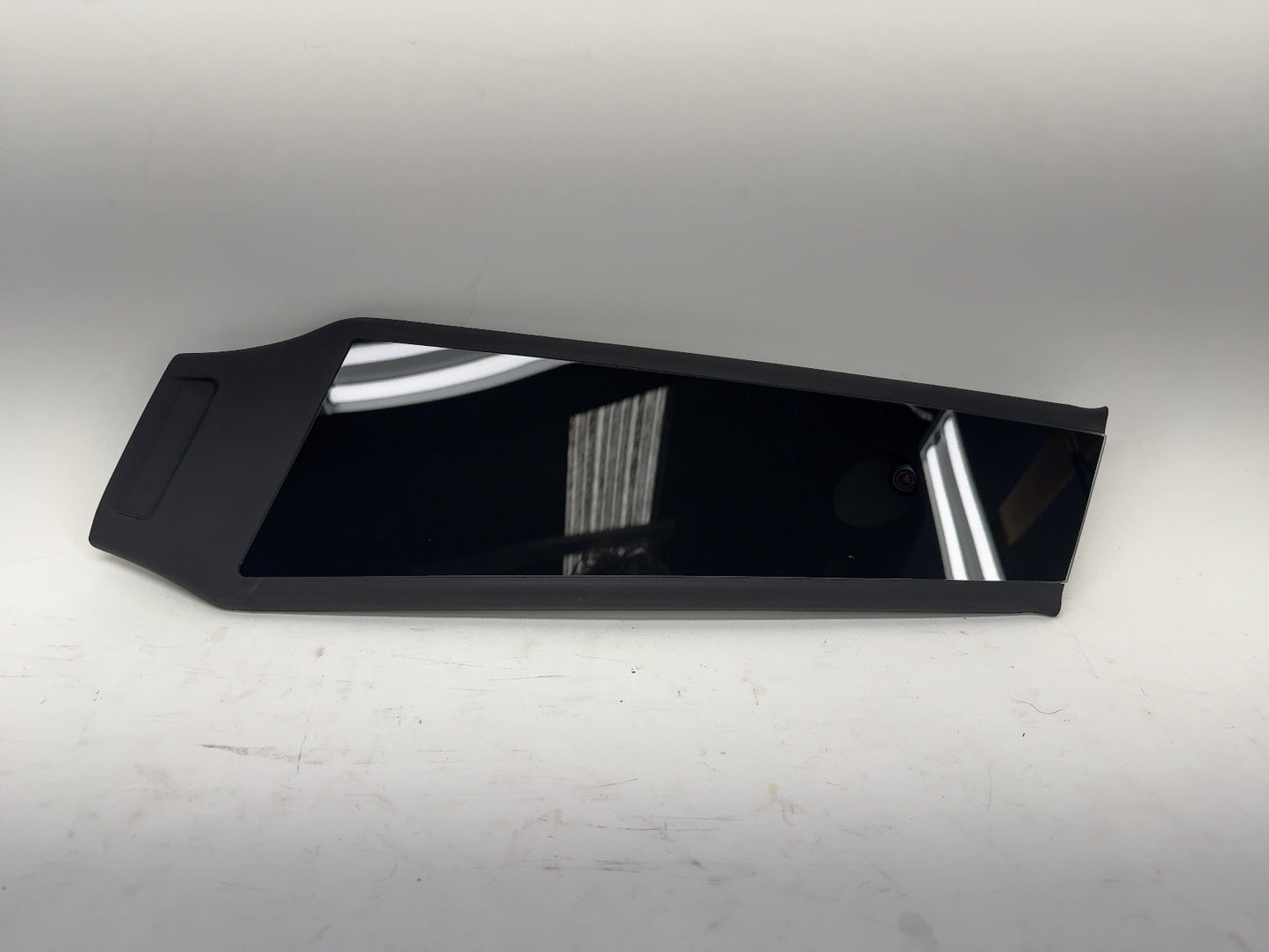 2024-2026 Tesla Model 3 Highland B Pillar Glass w Camera Right 1734279-00-H