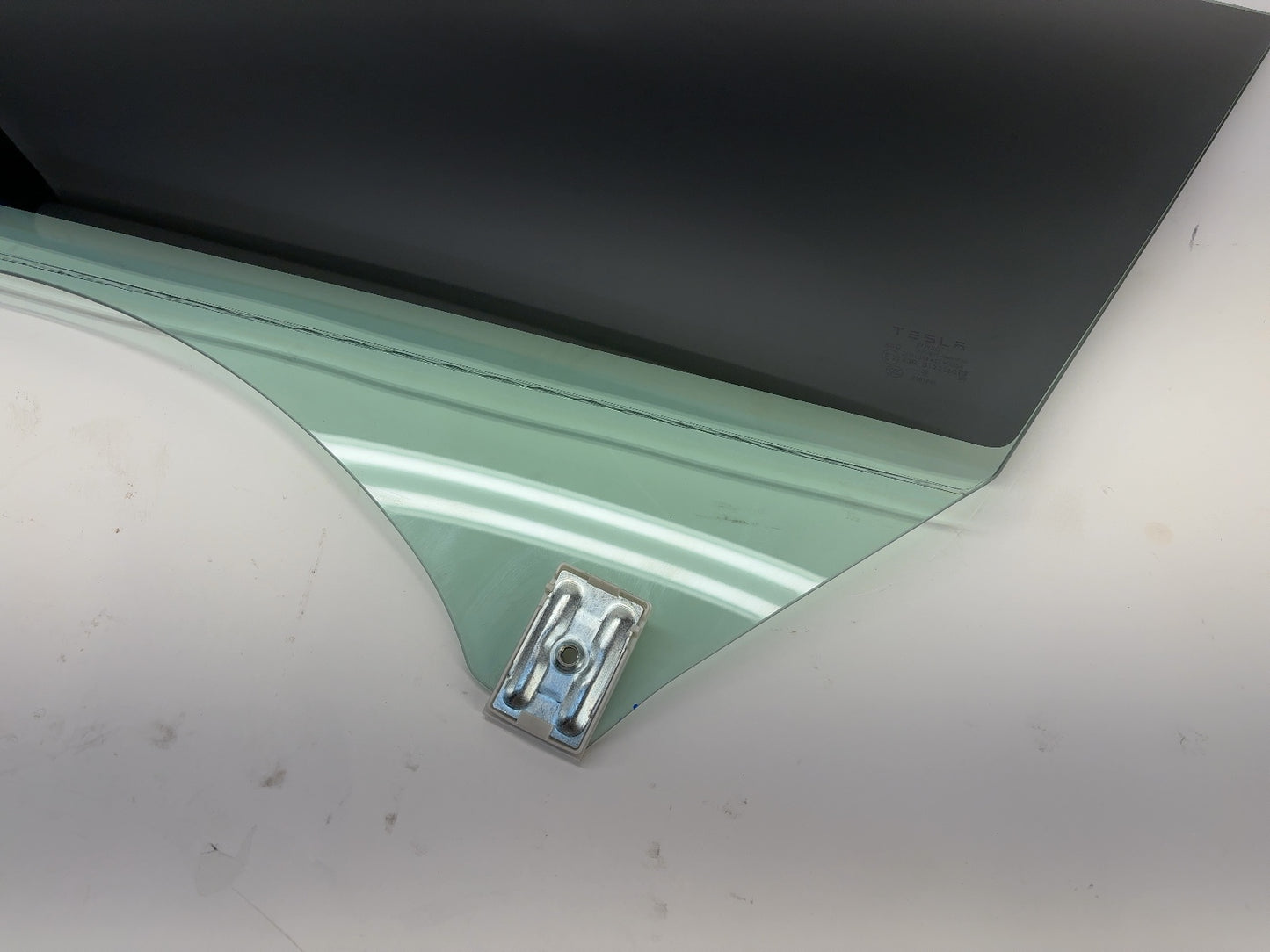 2024-2026 Tesla Model 3 Highland Front Left Door Glass Laminated Note 1768719-00-D