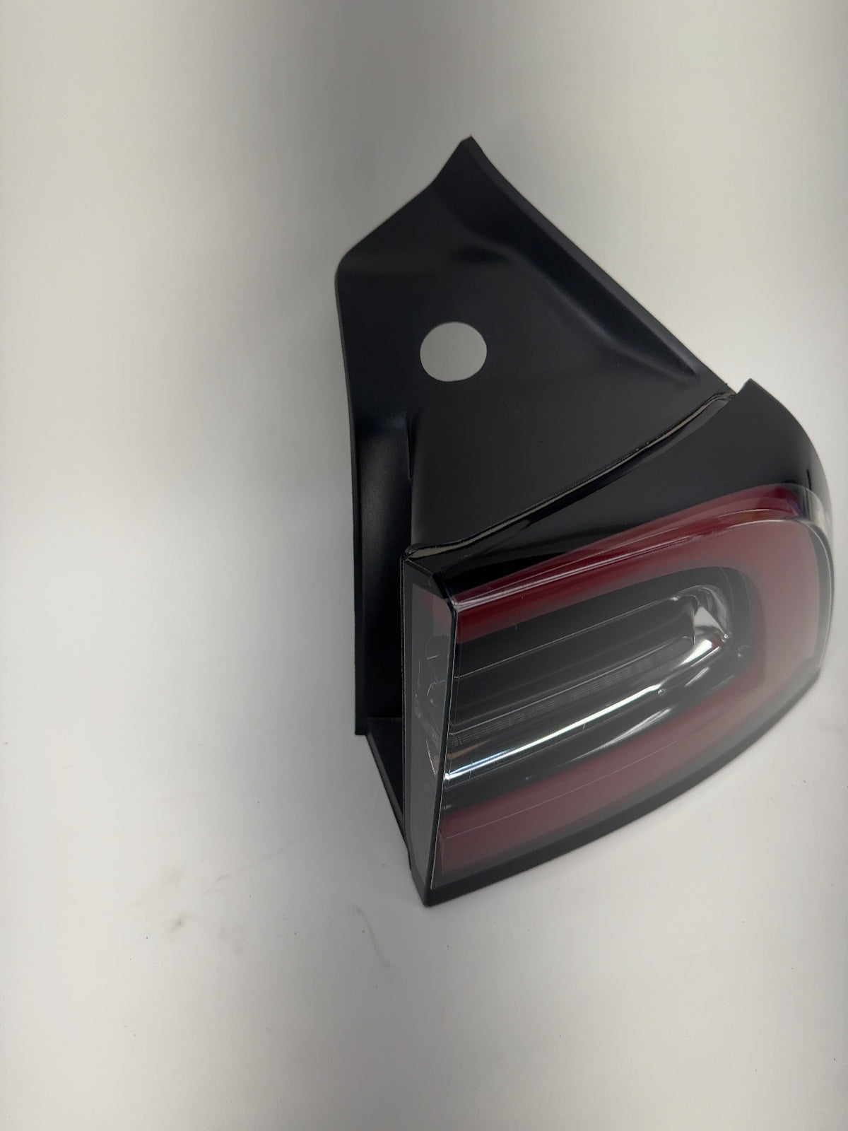 2021-2023 Tesla Model 3 Tail Lamp Rear Bodyside Right 1077398-00-H