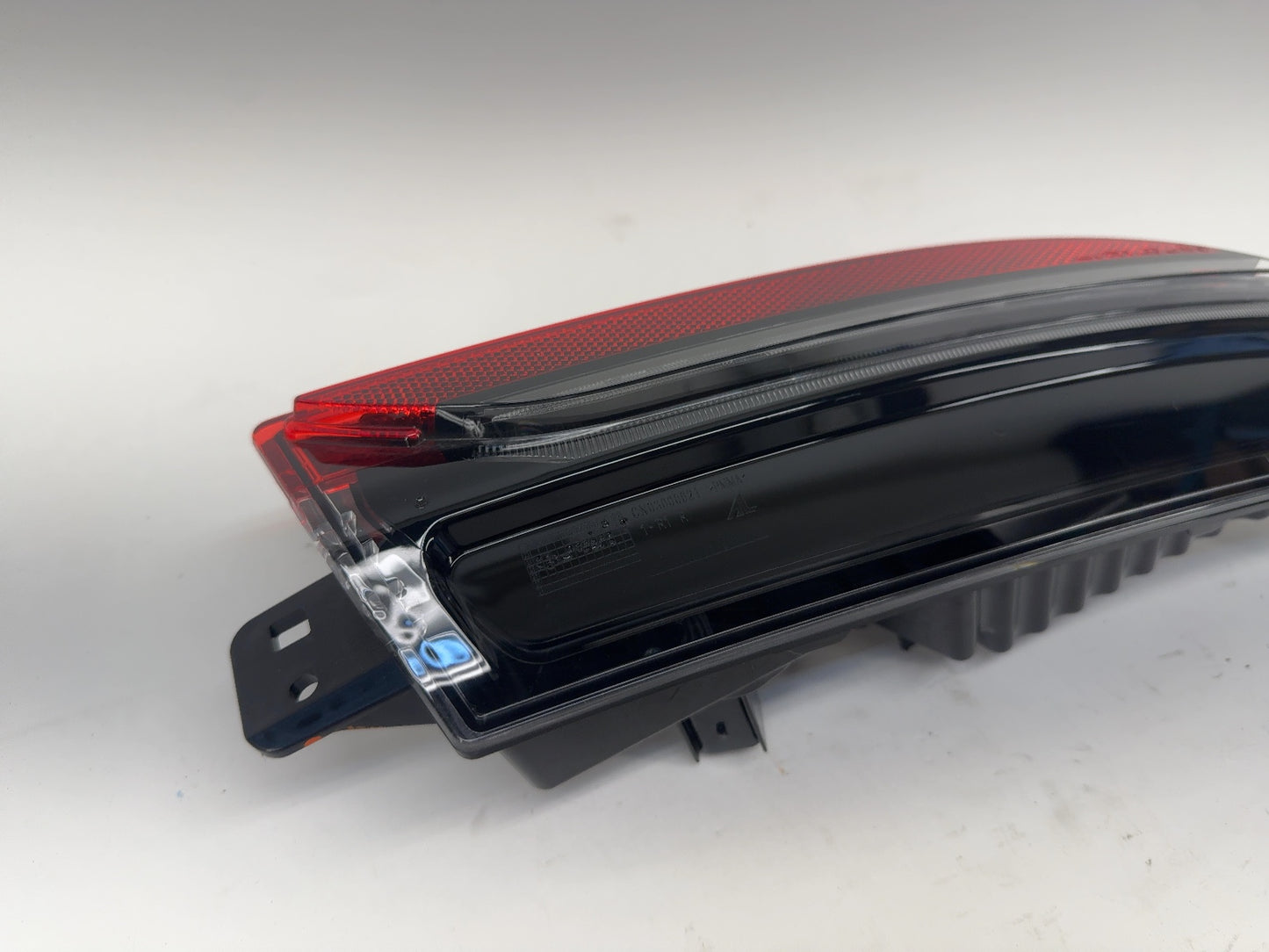 2025-2026 Tesla Model 3 Highland Rear Bumper Right Light 1712514-00-E