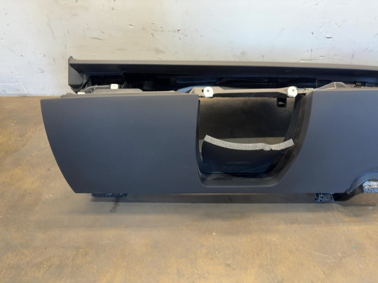 2018 Tesla Model 3 Dash Panel With Airbag 1077823-00-D