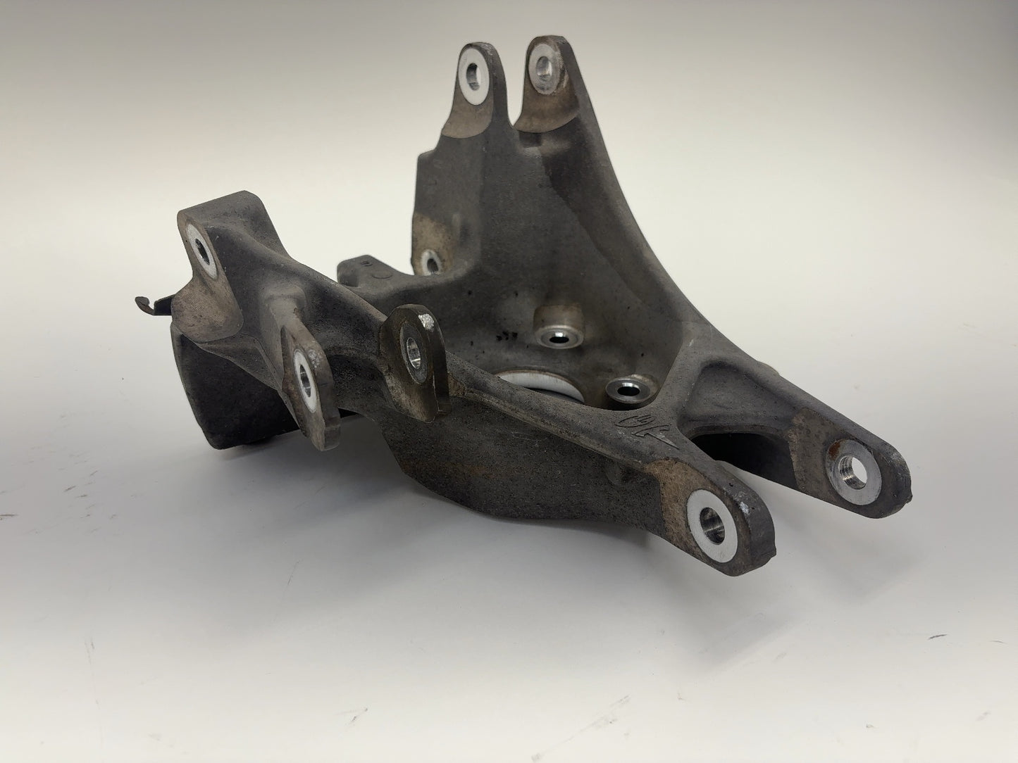 2019 Tesla Model X Rear Knuckle Right 1027416-00-D