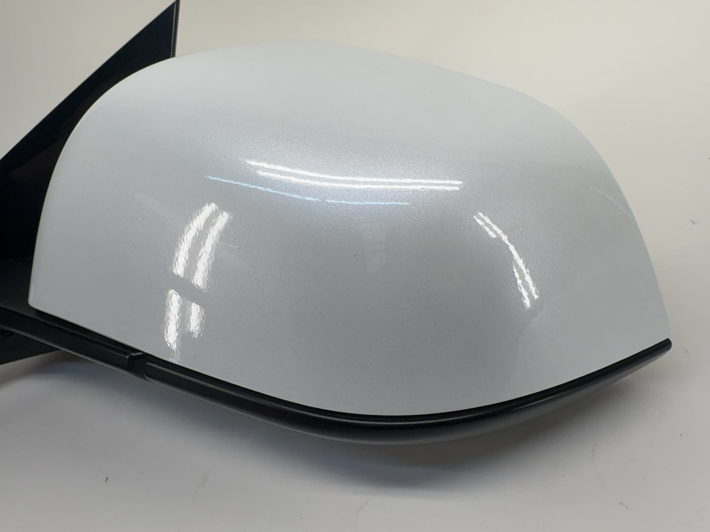 2023 Tesla Model 3 Front Left Door Mirror Assembly 1592031-99-F