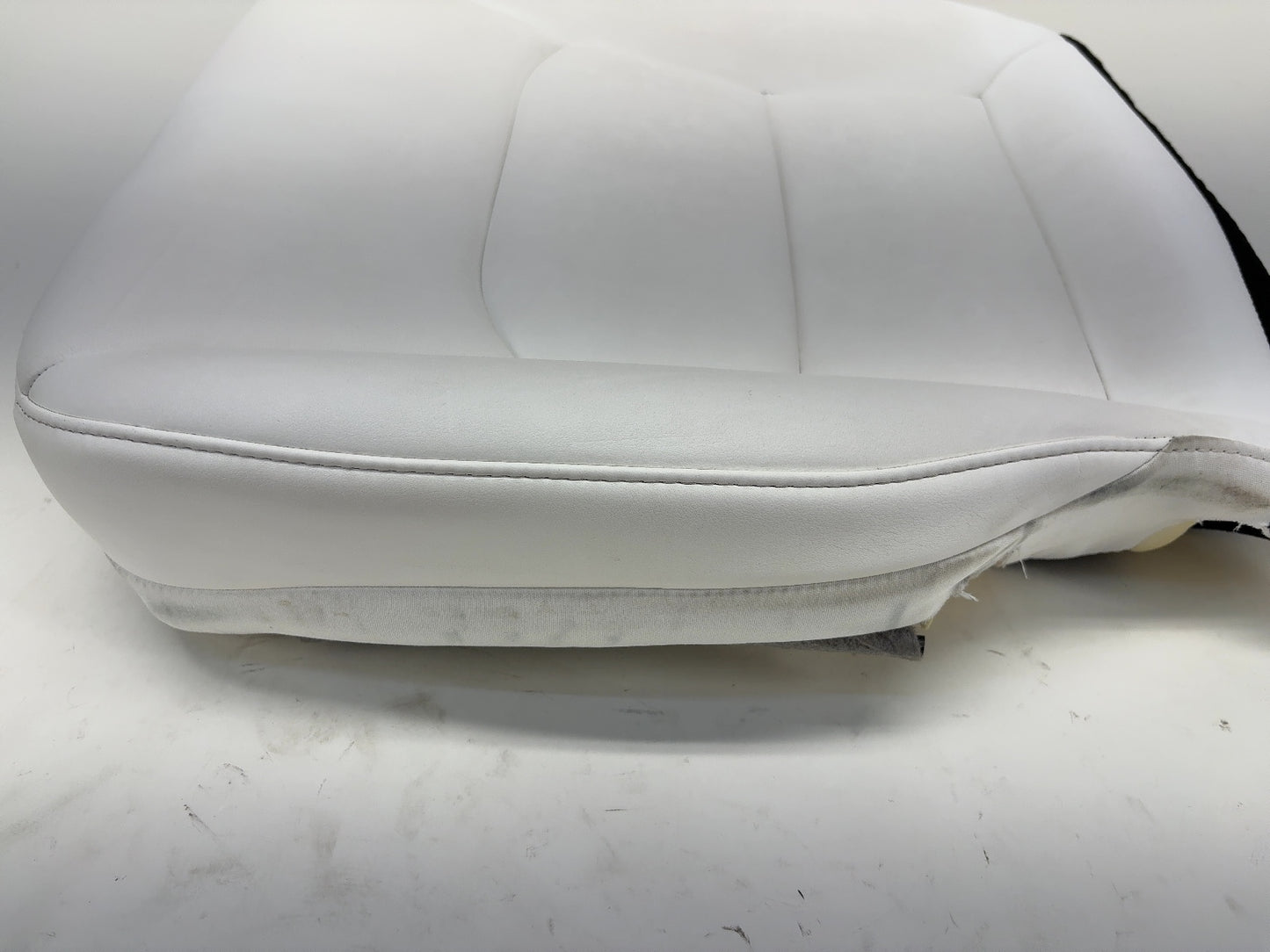 2020 Tesla Model 3 Front Left Seat Lower Cushion White 1452871-02-D