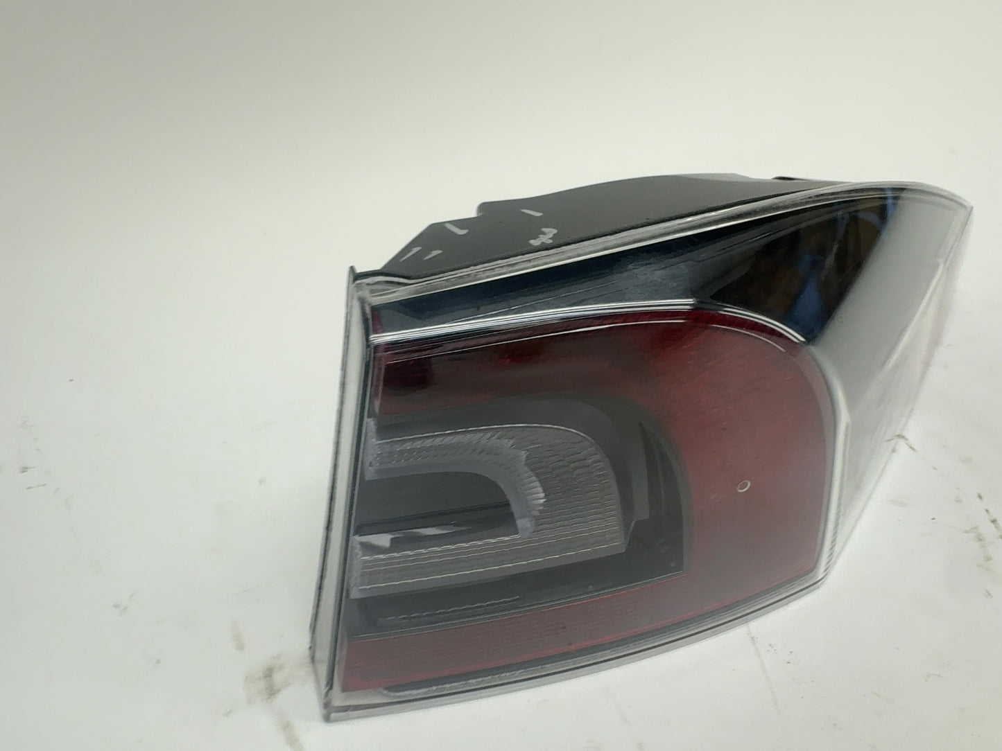 2018 Tesla Model S Tail Lamp Rear Bodyside Left 6005918-00-F