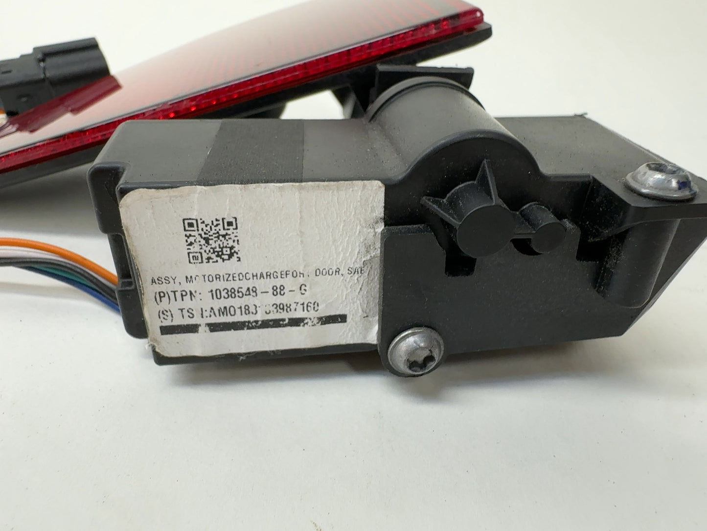 2018 Tesla Model S Charge Port Door 1038548-88-G