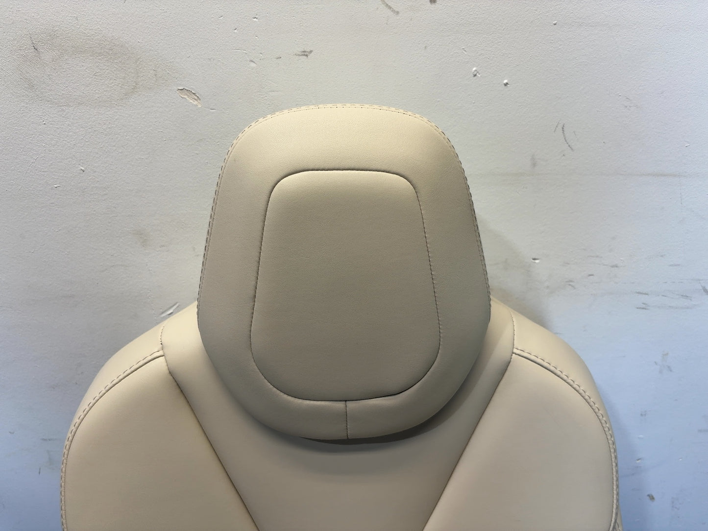 2018 Tesla Model S Front Left Seat Assembly 9876540-03-A
