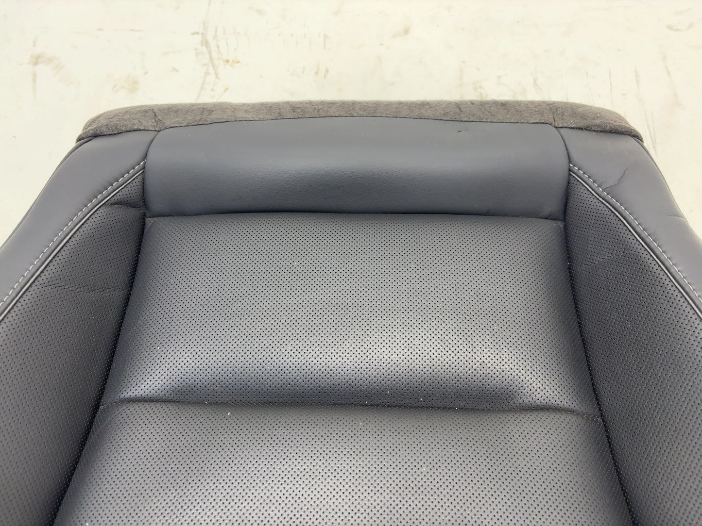 2021 Tesla Model S Front Left Seat Lower Cushion 1568598-LH-A
