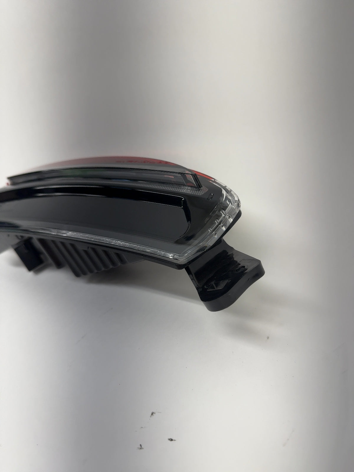 2025-2026 Tesla Model 3 Highland Rear Bumper Right Light 1712514-00-E