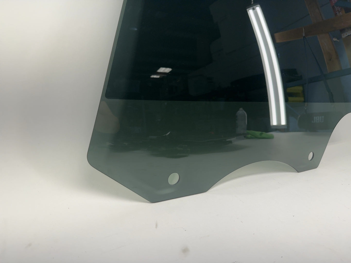 2021-2025 Tesla Model Y Rear Left Door Glass Note 1495506-00-B
