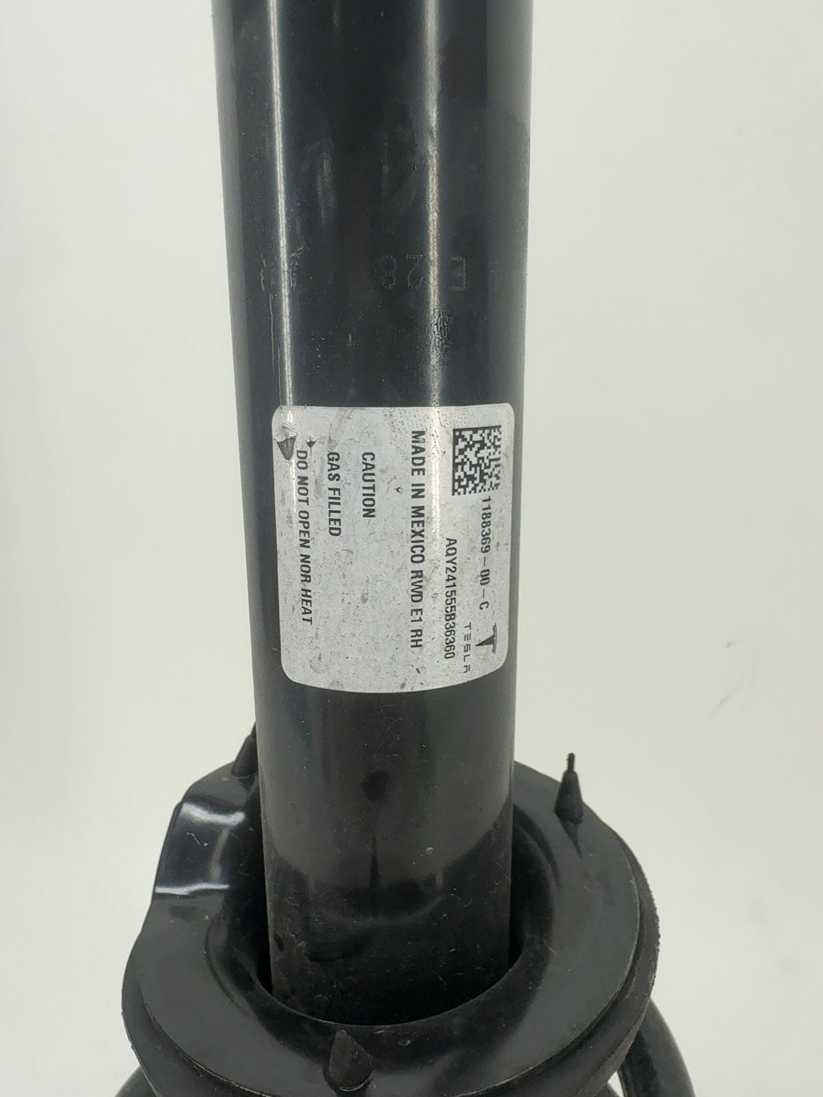 2024 Tesla Model Y Front Right Strut Absorber 1188369-00-C