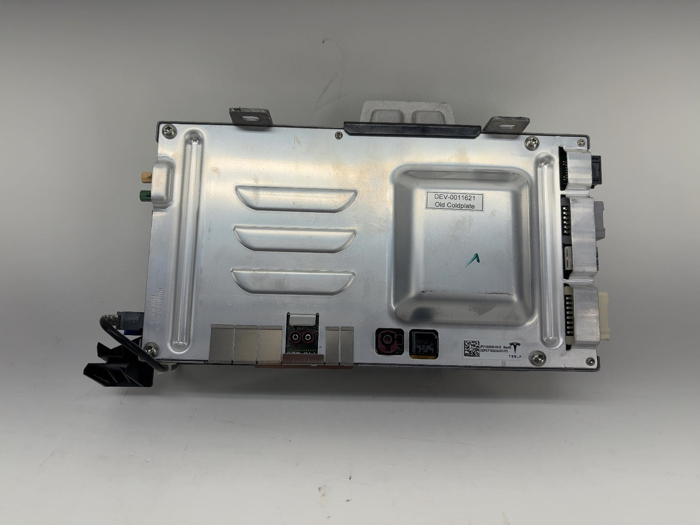 2018 Tesla Model 3 Car Computer With Security Module & Key 1098058-00-G