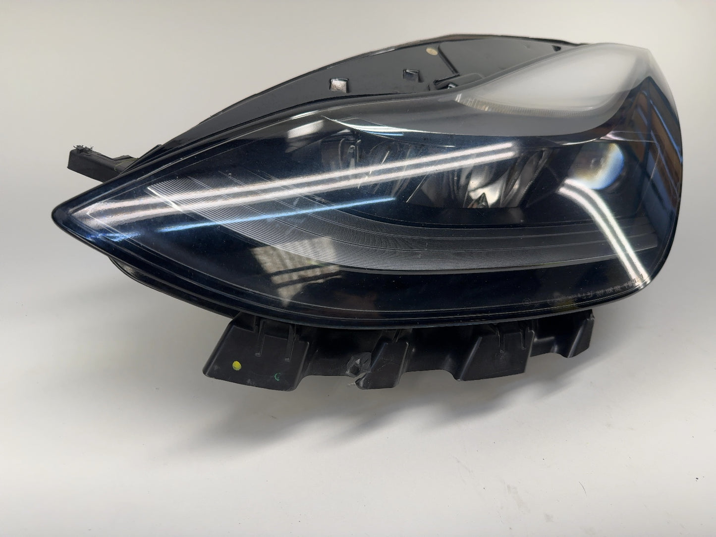 2023 Tesla Model 3 Global Headlamp Left 1514952-00-D