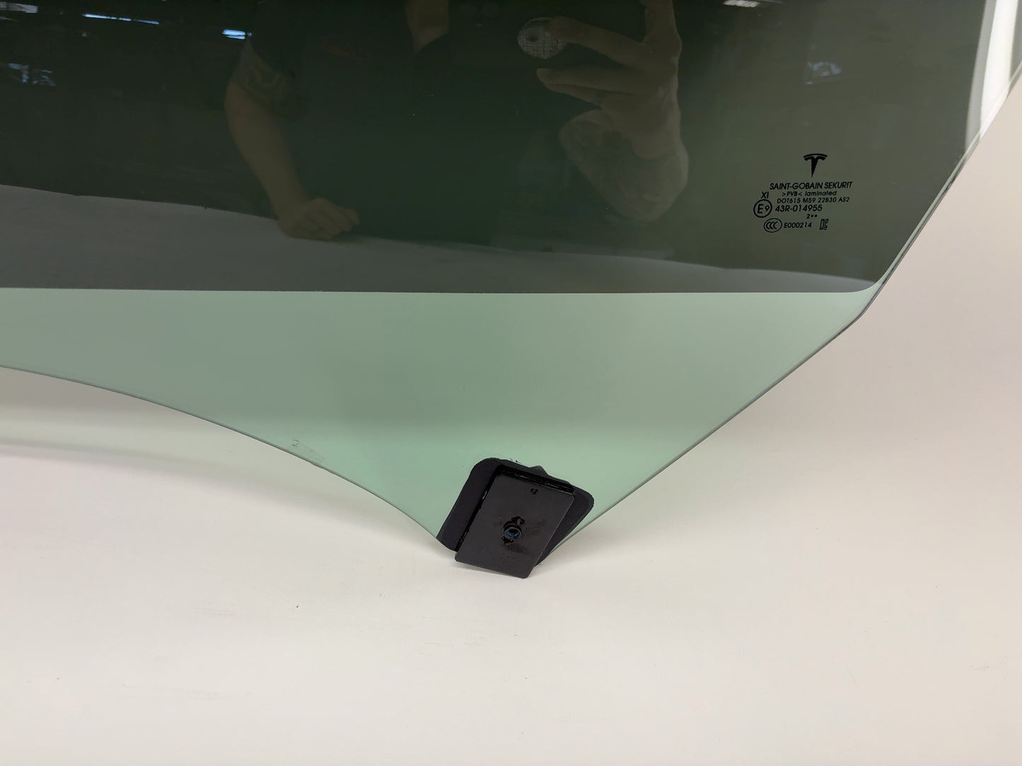 2021-2024 Tesla Model 3 Front Left Door Glass Laminated Note* 1568570-00-C