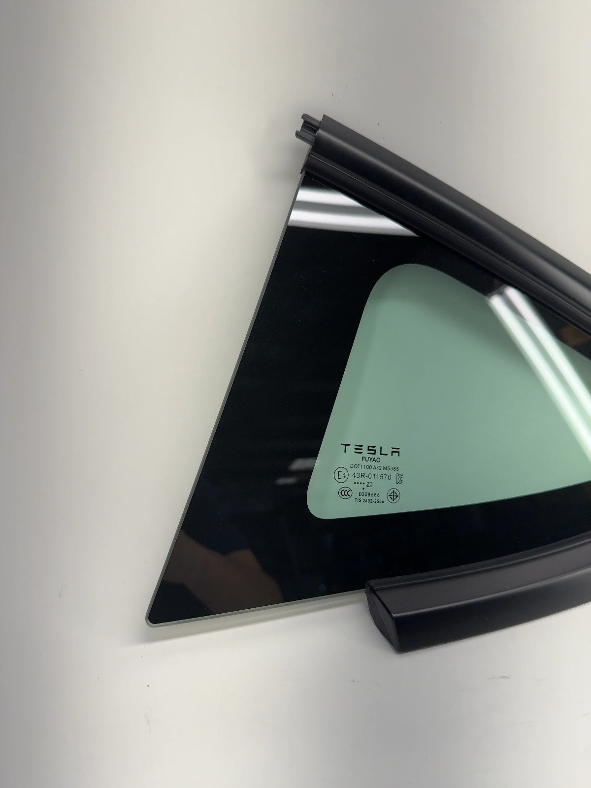 2023 Tesla Model 3 Left Quarter Glass 1514978-01-D