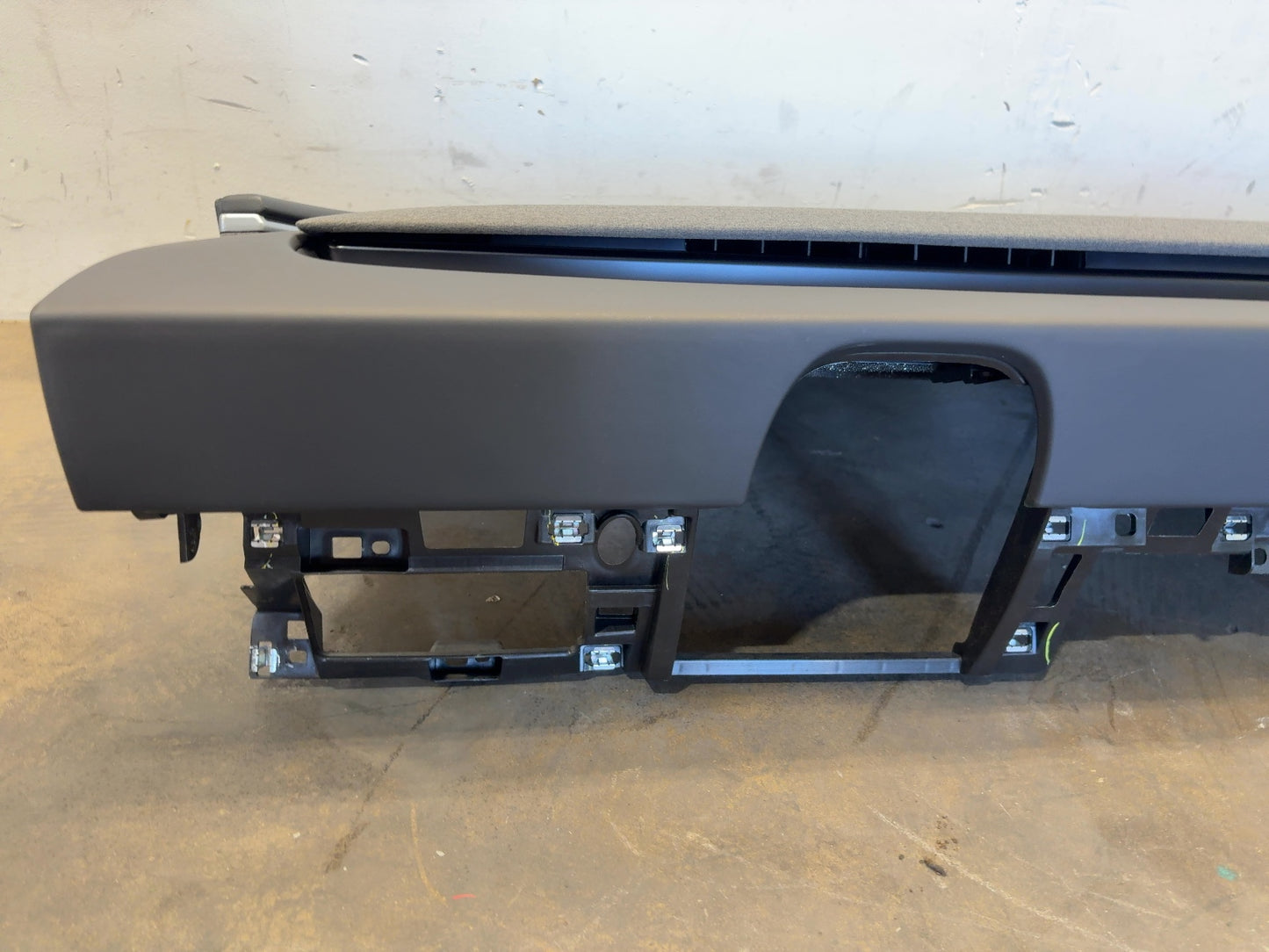 2024-2025 Tesla Model 3 Highland Dash Instrument Panel With Airbag 1774464-25-F