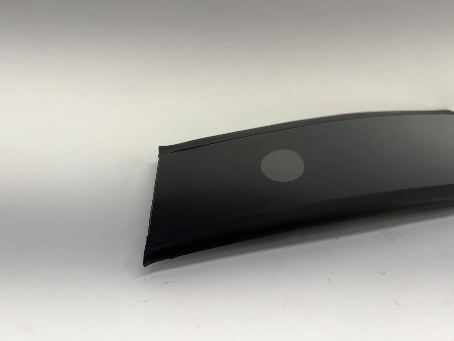 2025 Tesla Model 3 Highland B Pillar Glass With Camera Right 1734279-98-H