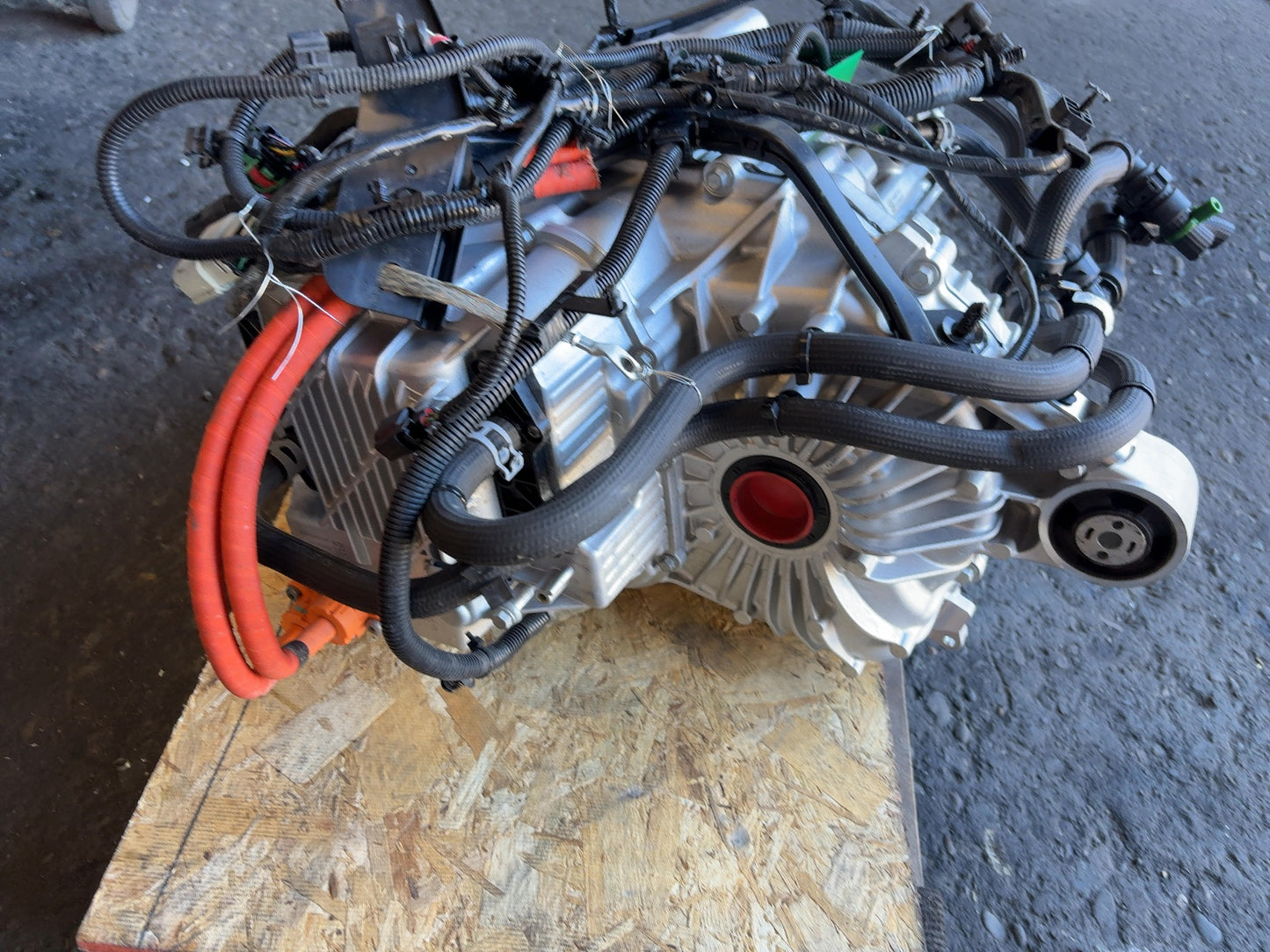 2015-2018 Tesla Model S Rear Drive Unit Small 1037000-00-F
