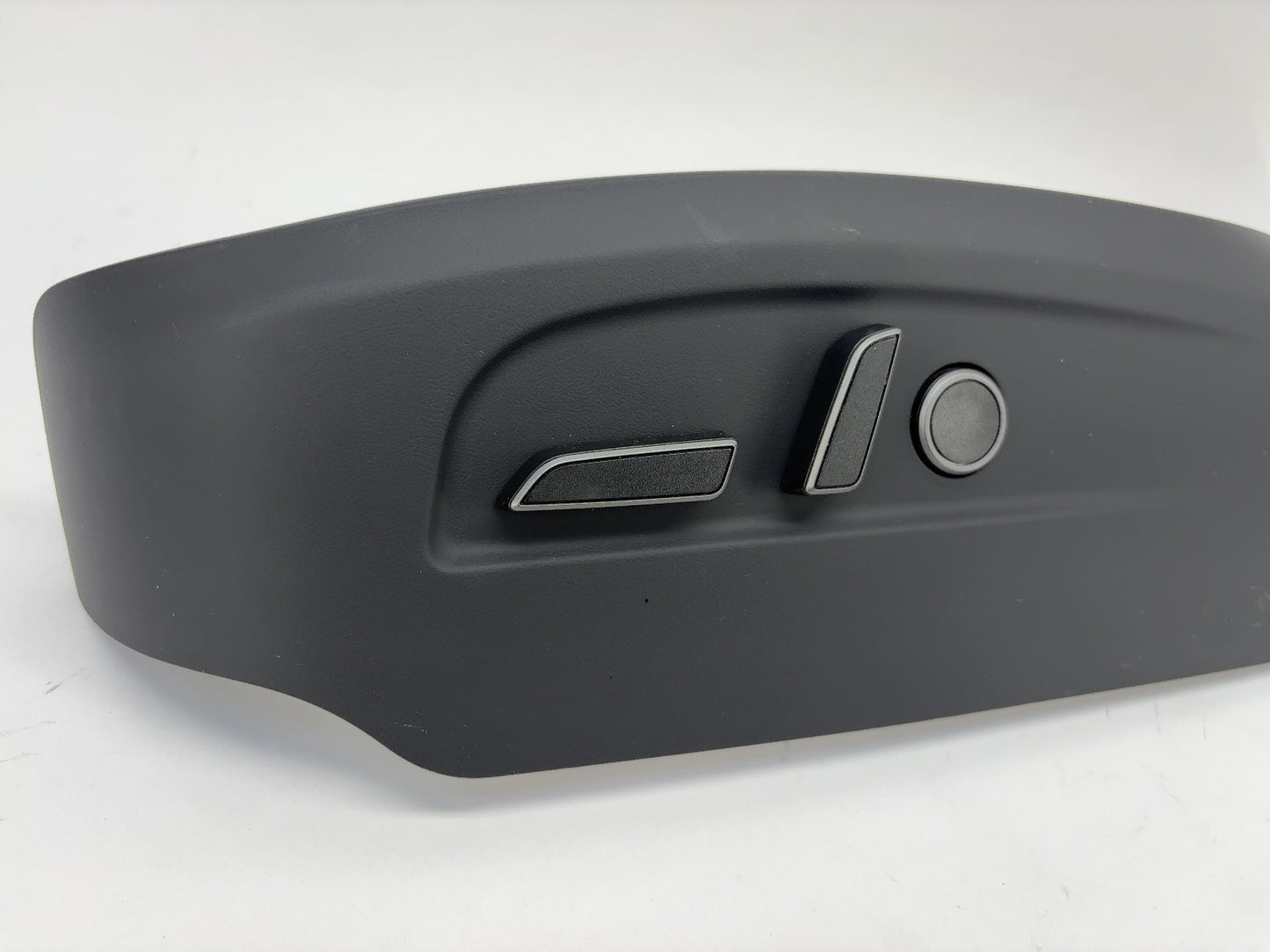 2025 Tesla Model 3 Highland Front Left Seat Trim With Switches 1699944-00-C