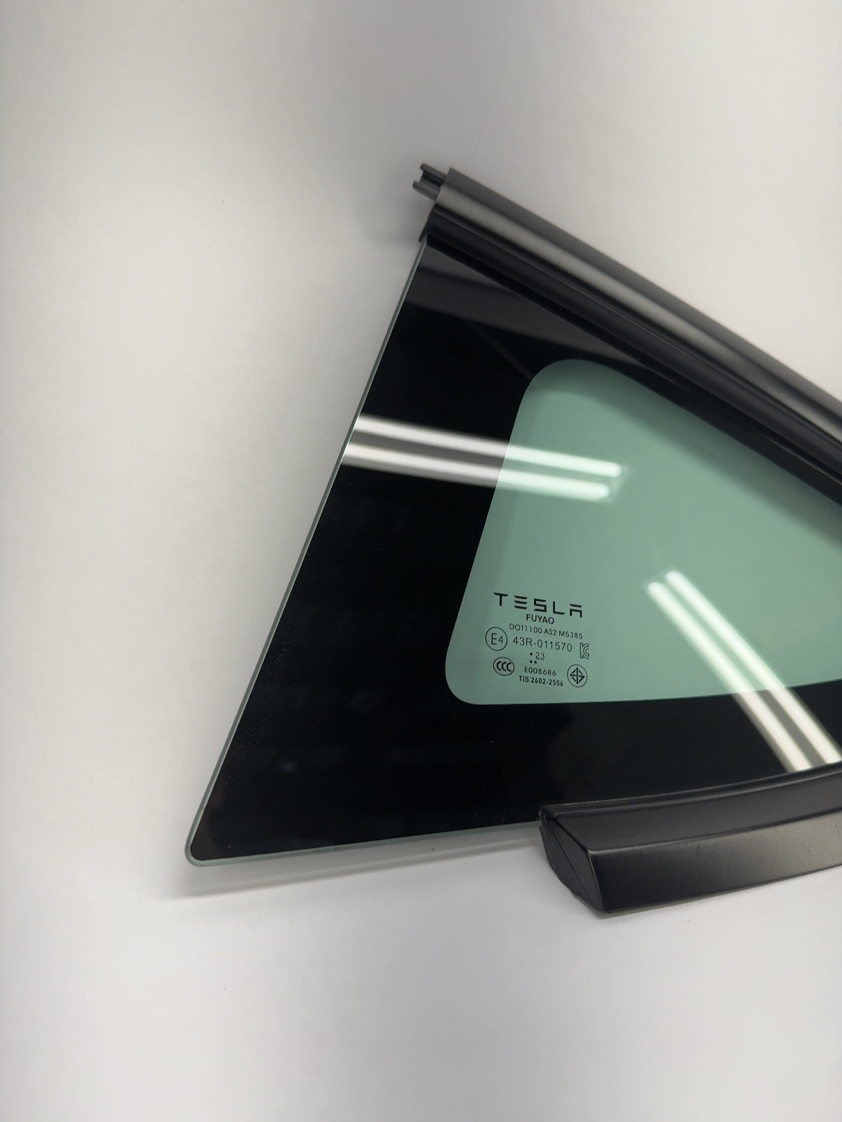2023 Tesla Model 3 Left Quarter Glass 1514978-01-D