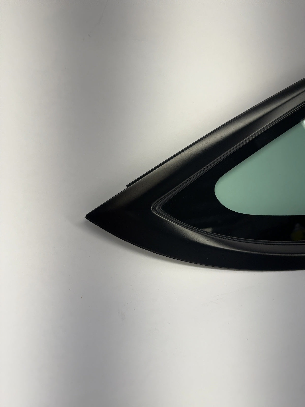 2023 Tesla Model 3 Right Quarter Glass 1514979-01-D