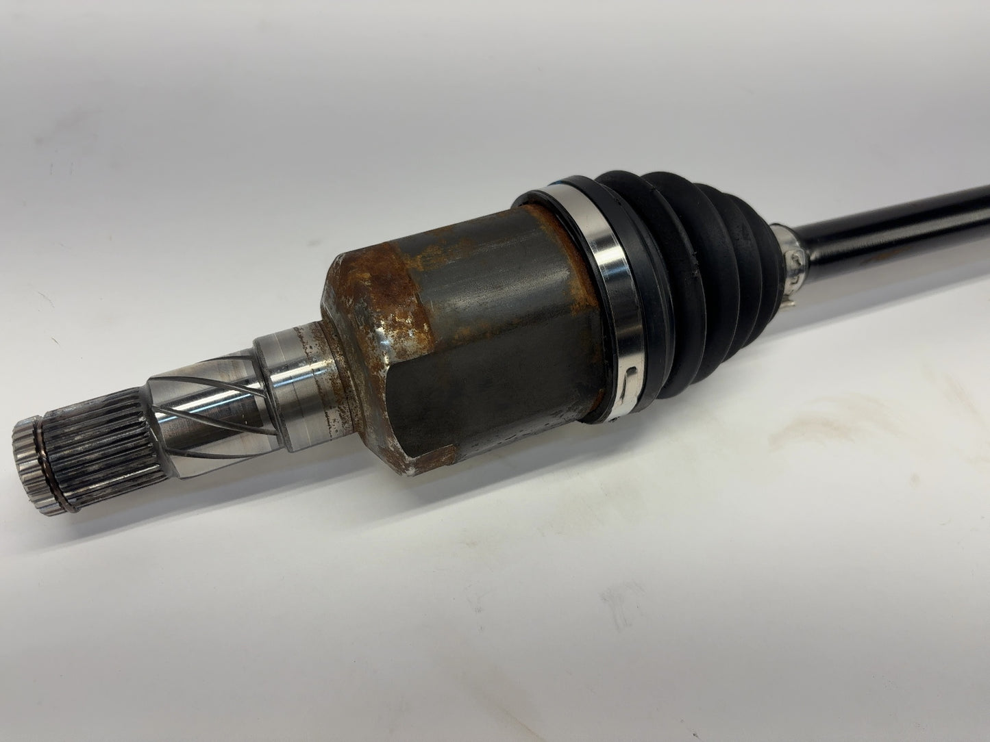 2020 Tesla Model Y Rear Axle Shaft Left Or Right 1188161-01-C