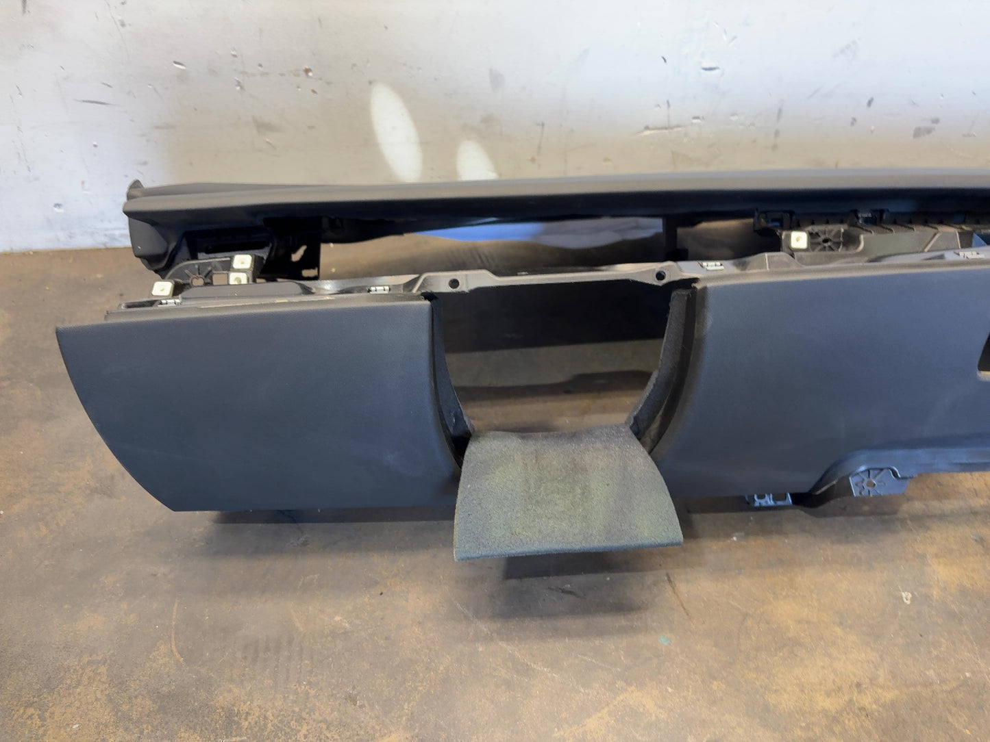2020-2025 Tesla Model Y Dash Panel With Airbag 1077823-00-G