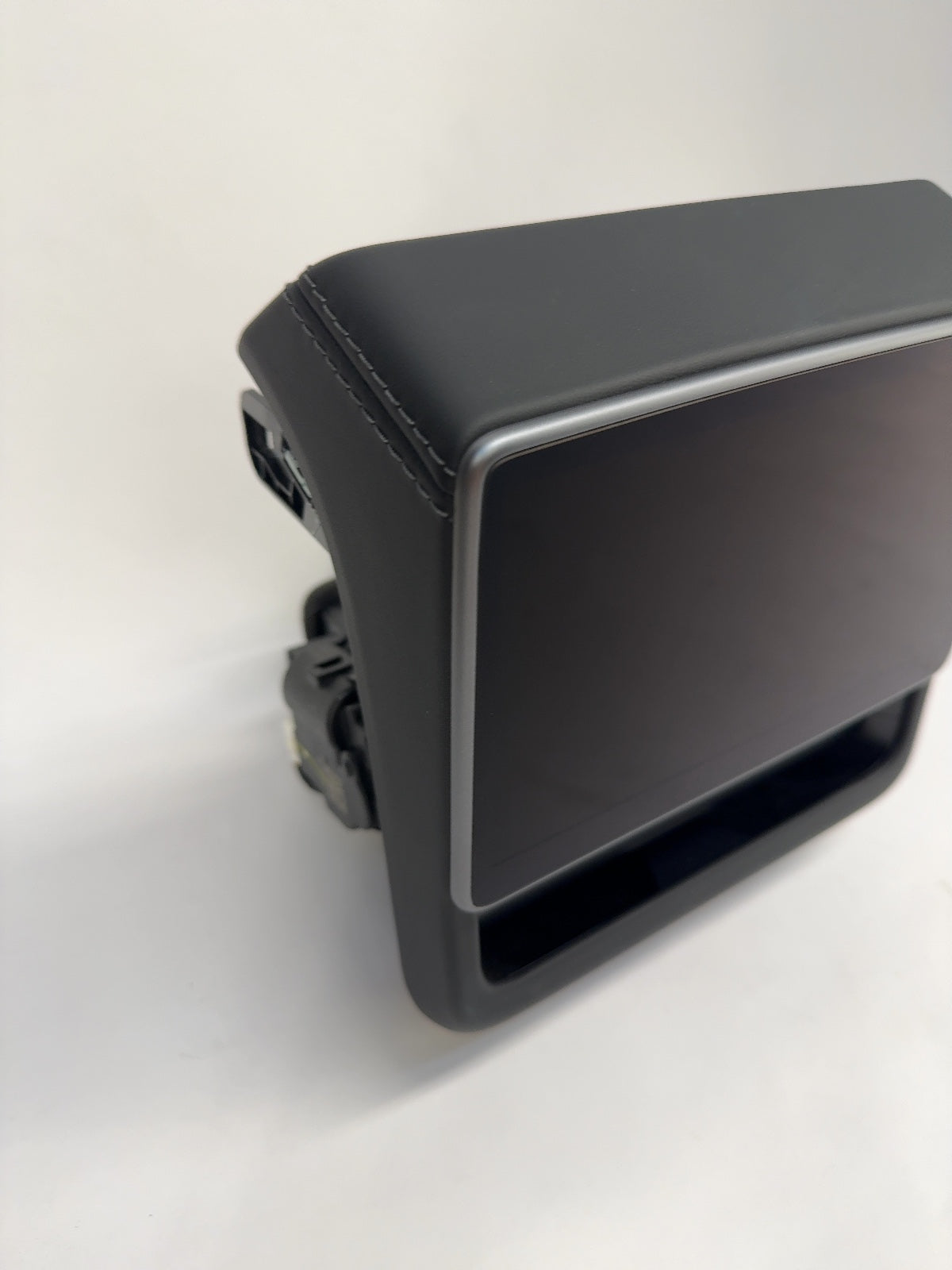 2024-2026 Tesla Model Y Juniper Rear Display 1875931-00-D