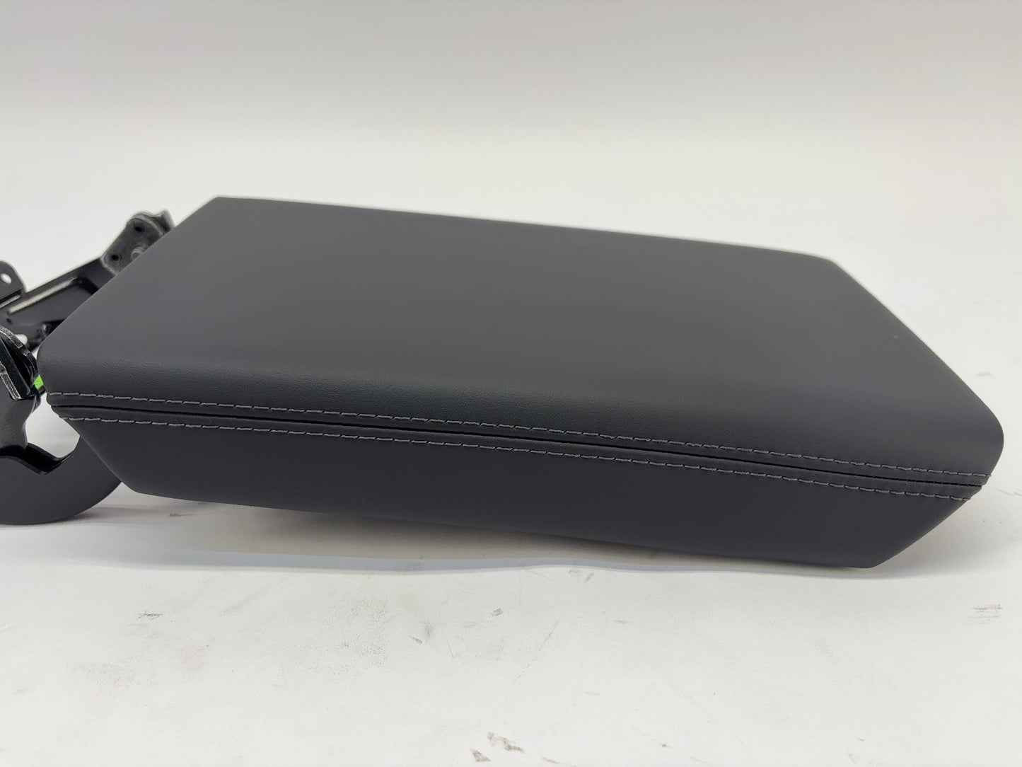 2025-2026 Tesla Model 3 Highland Center Console Armrest 1714422-24-G