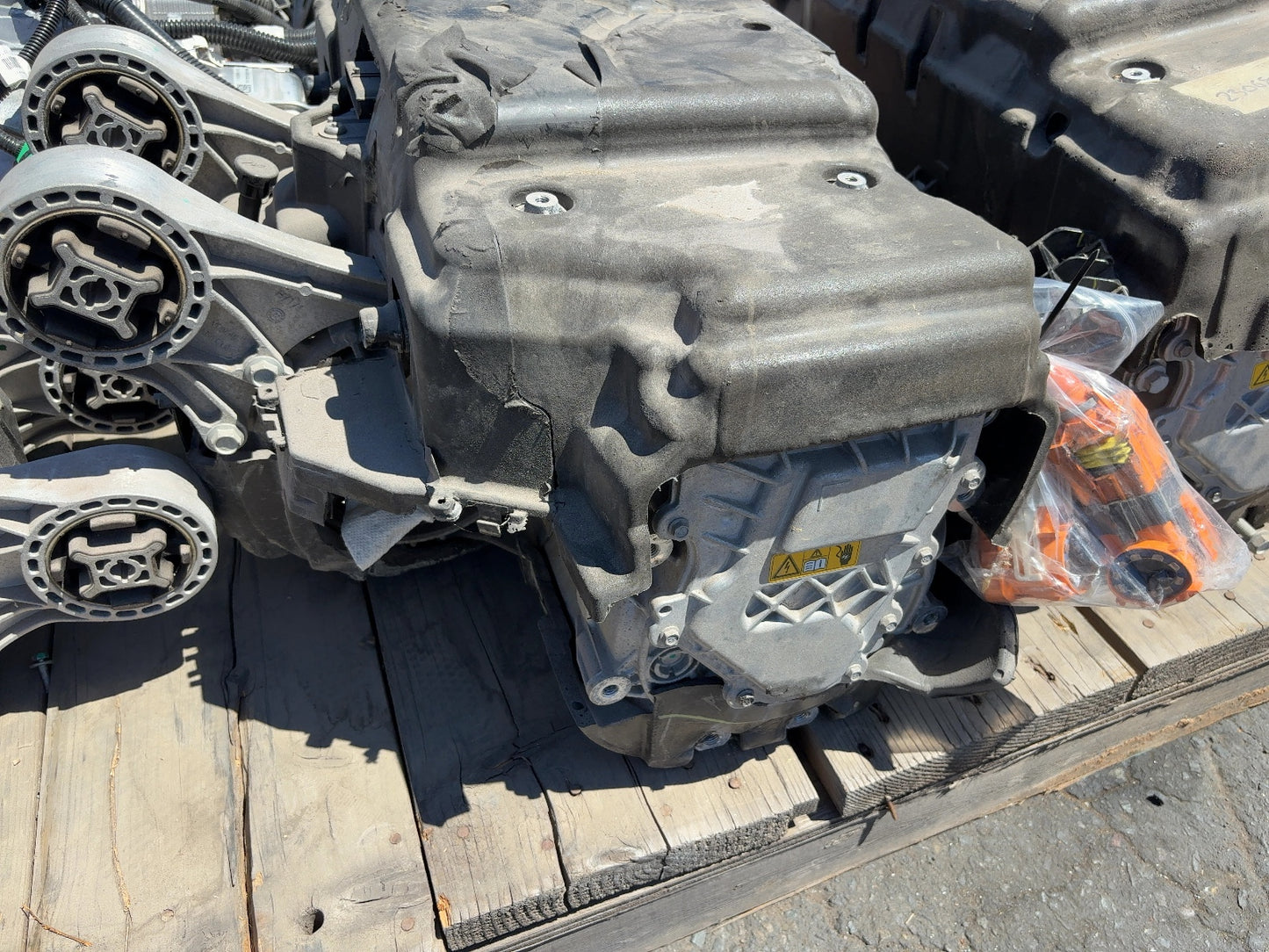 2022 Rivian R1S R1T Front Drive Unit Quad Motor PT00043514-F