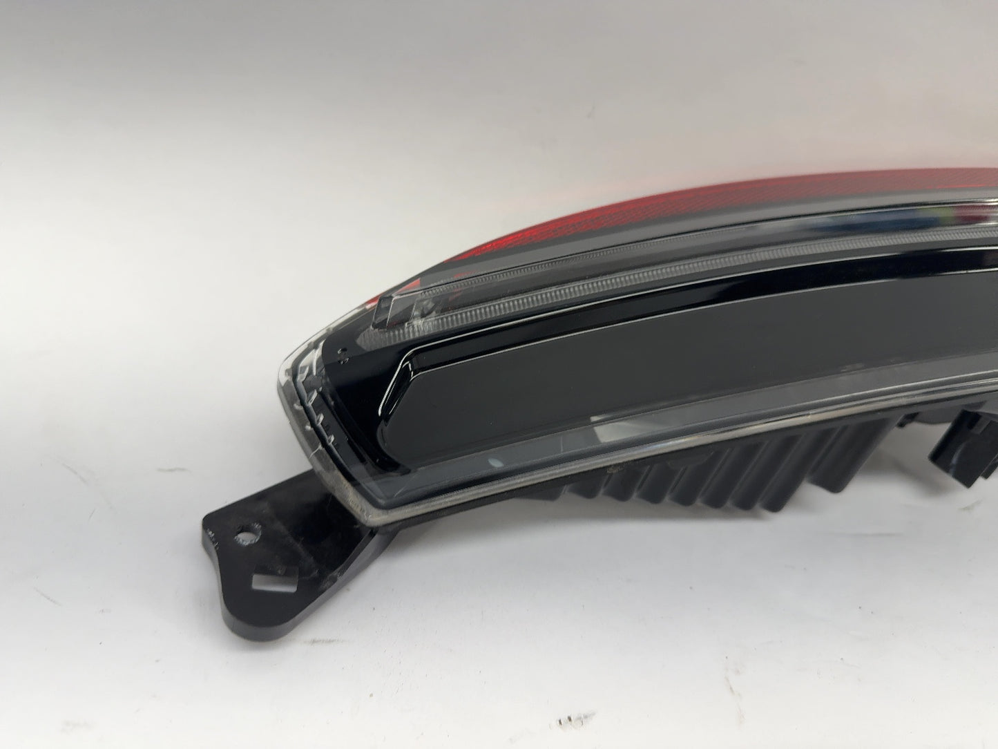 2025-2026 Tesla Model 3 Highland Rear Bumper Left Light 1712513-00-E