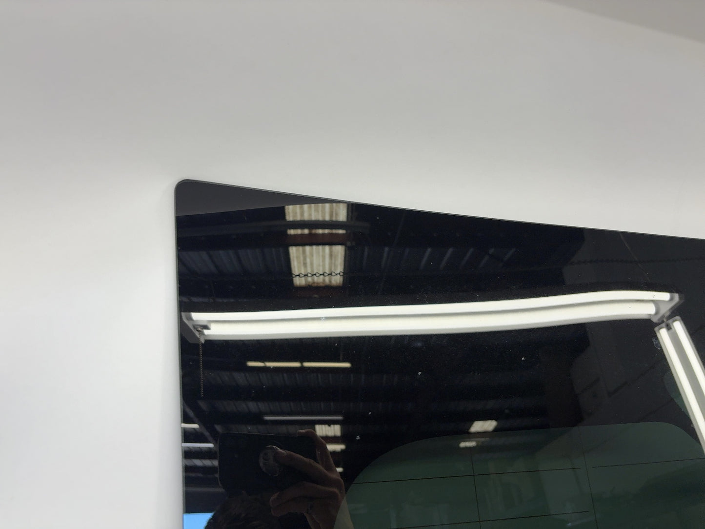 2022 Tesla Model Y Trunk Lid Glass 1509126-00-D