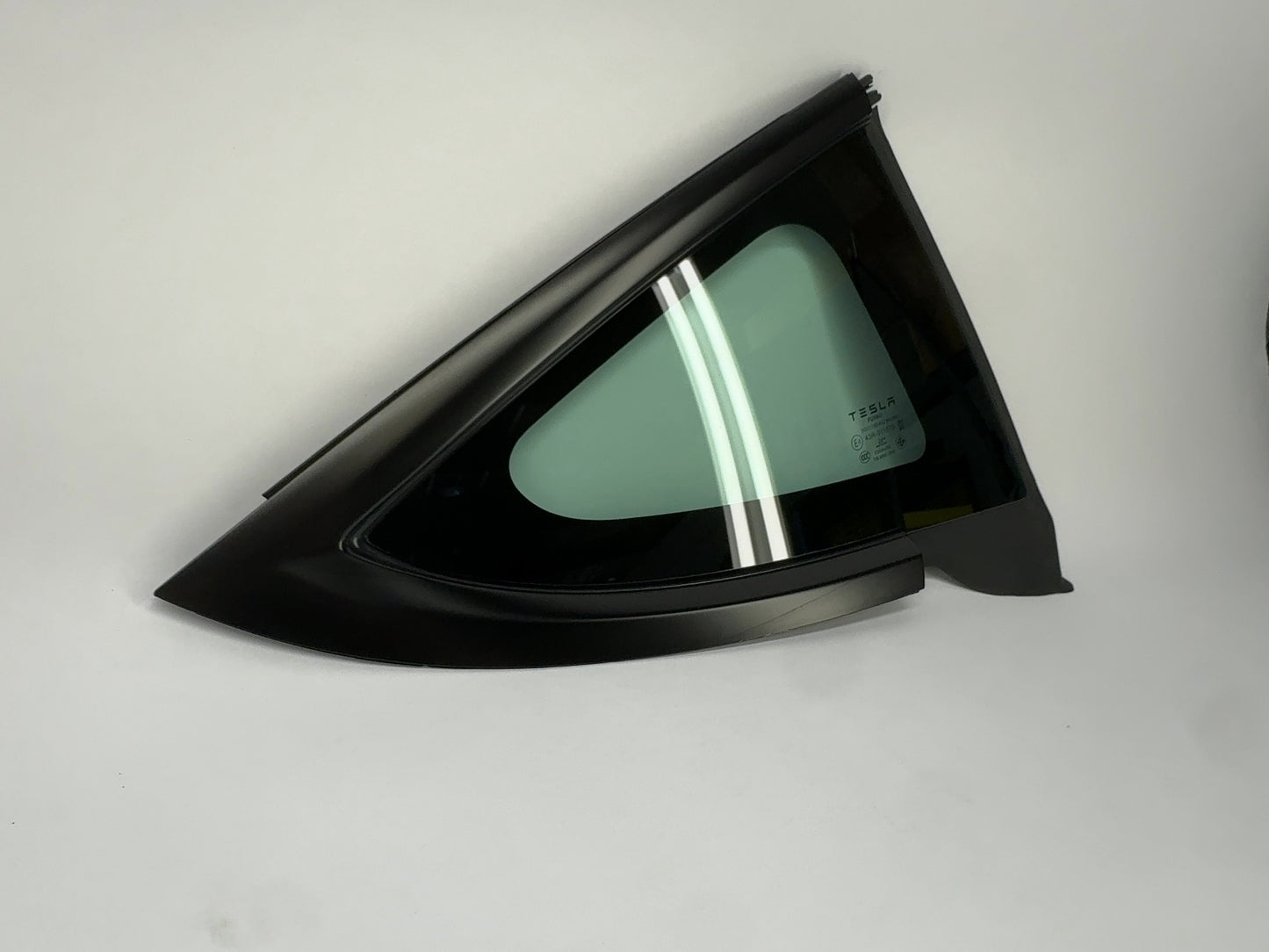 2025-2026 Tesla Model 3 Highland Rear Quarter Glass Right Black 1915484-20-C