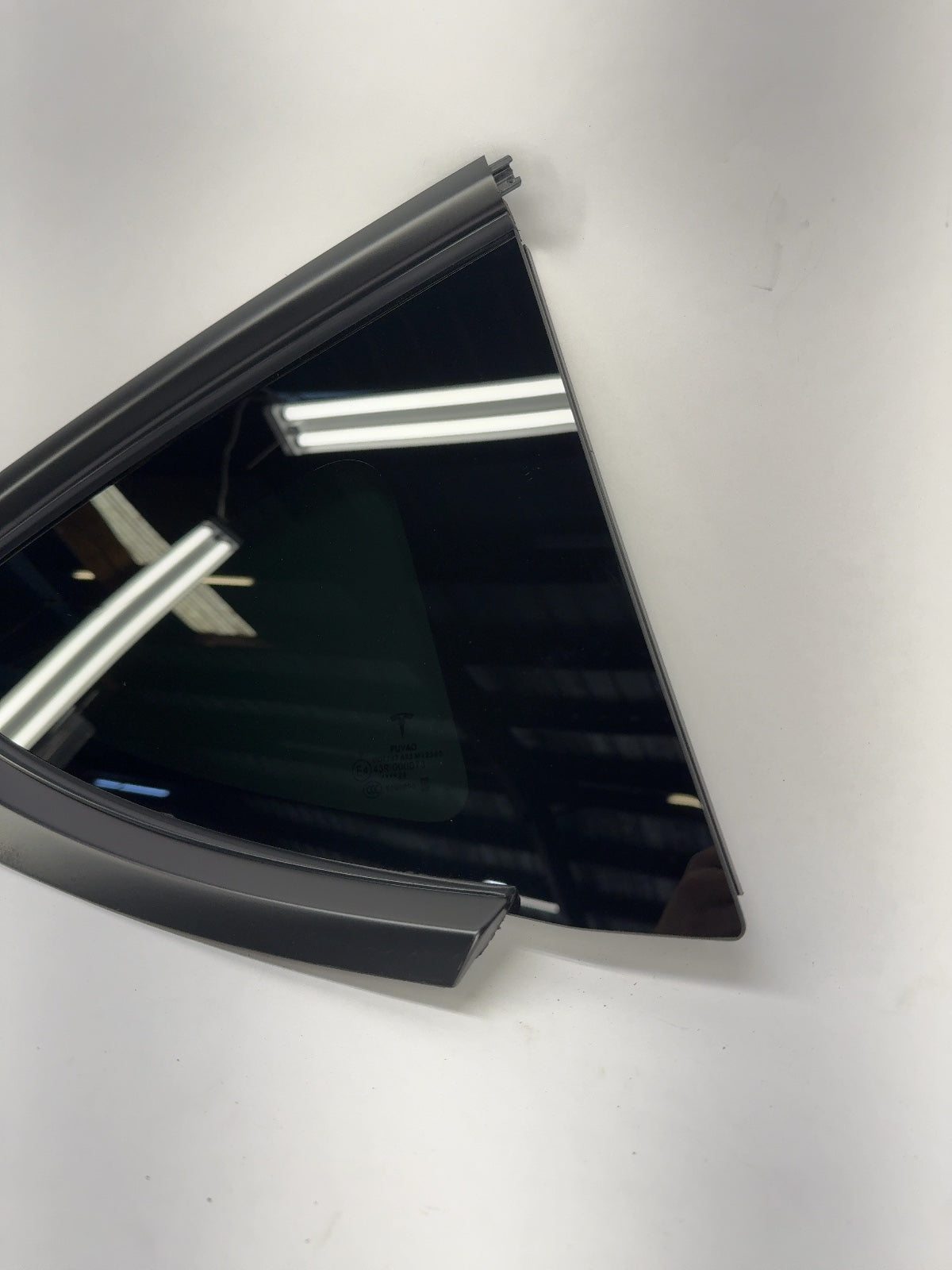 2024 Tesla Model Y Right Quarter Glass 1495741-00-H