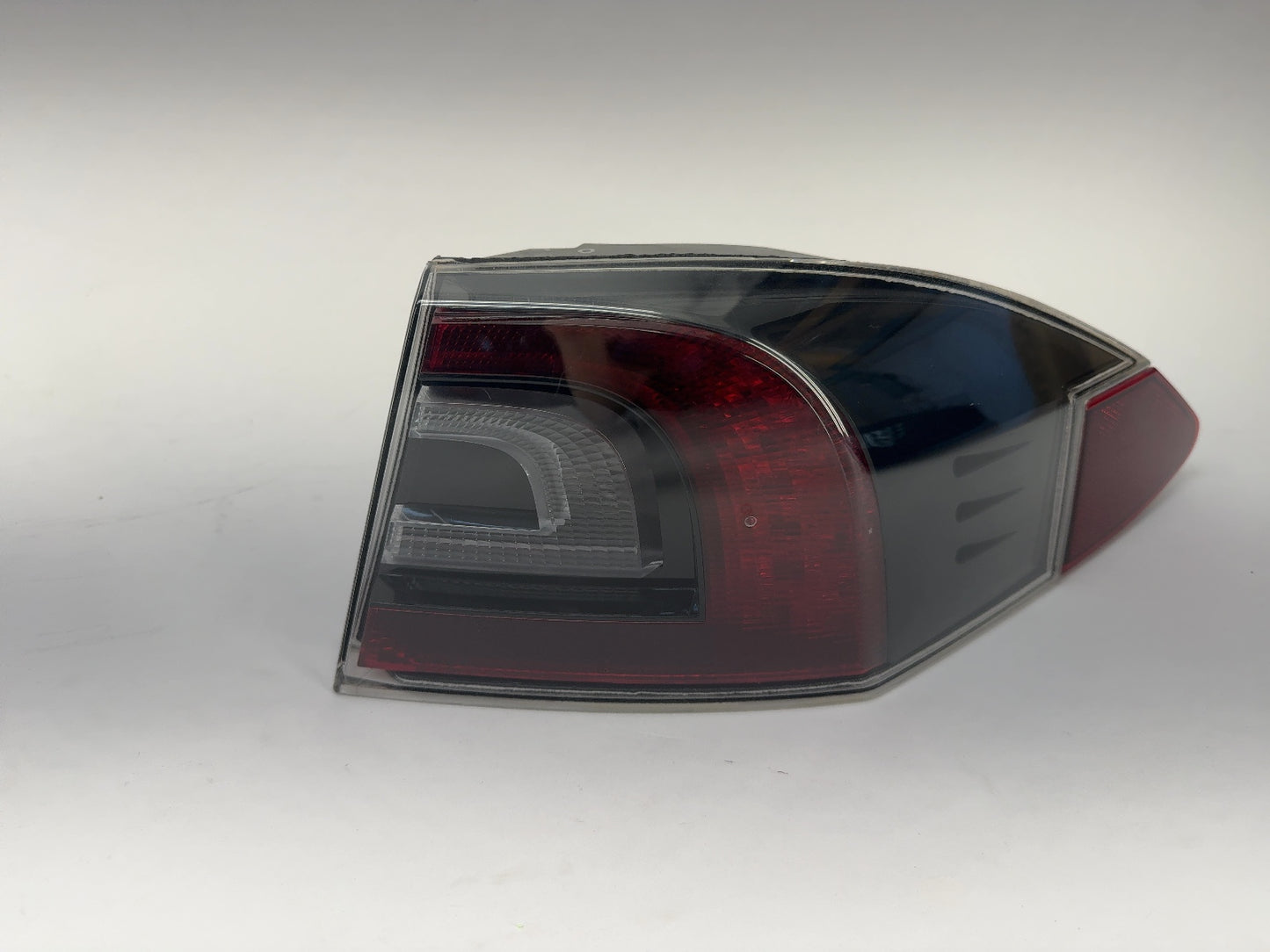 2019 Tesla Model S Right Tail Lamp 6005919-00-G