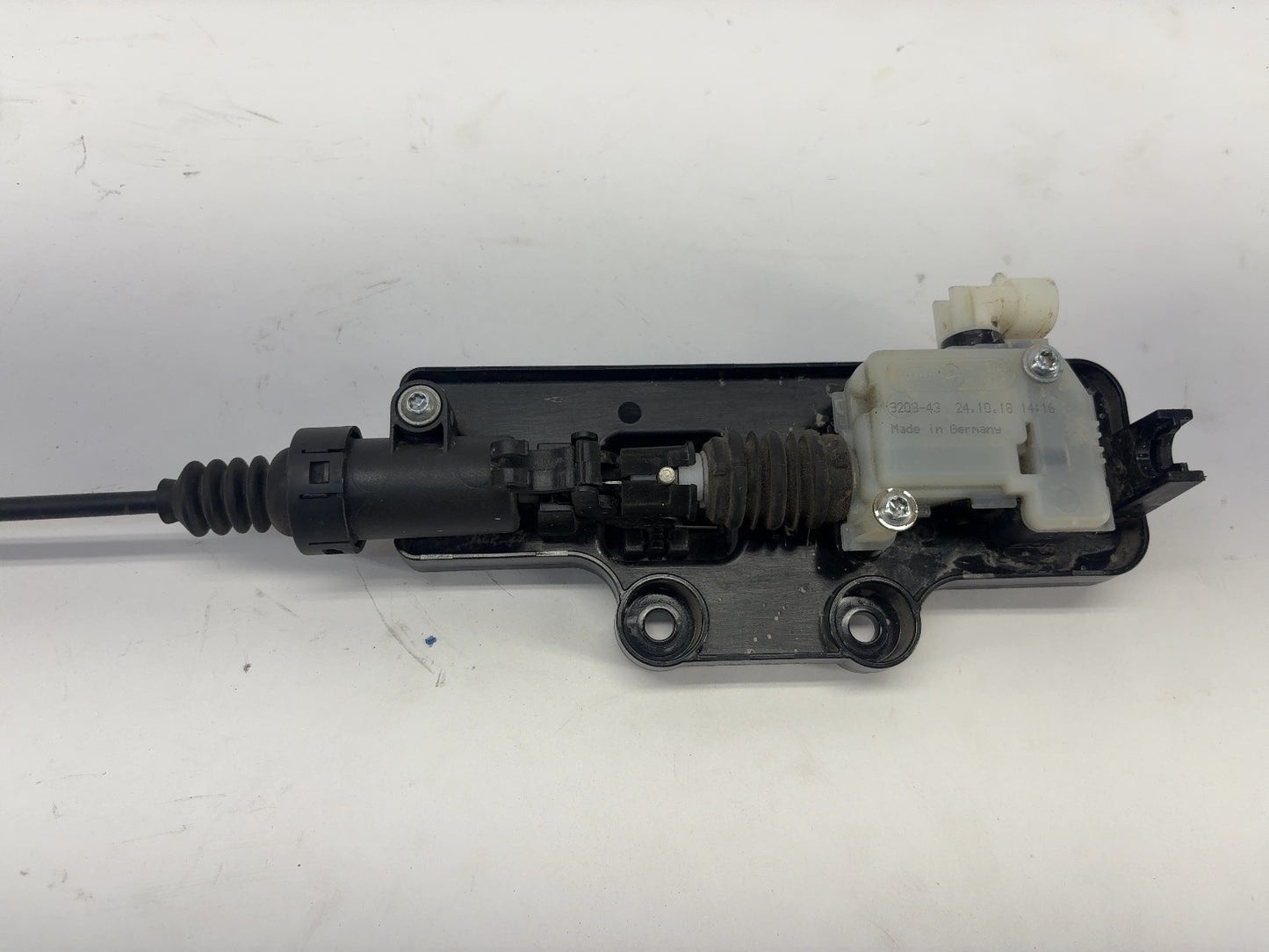 2019 Tesla Model S Cable Hood Latch Secondary Release 1061816-00-D
