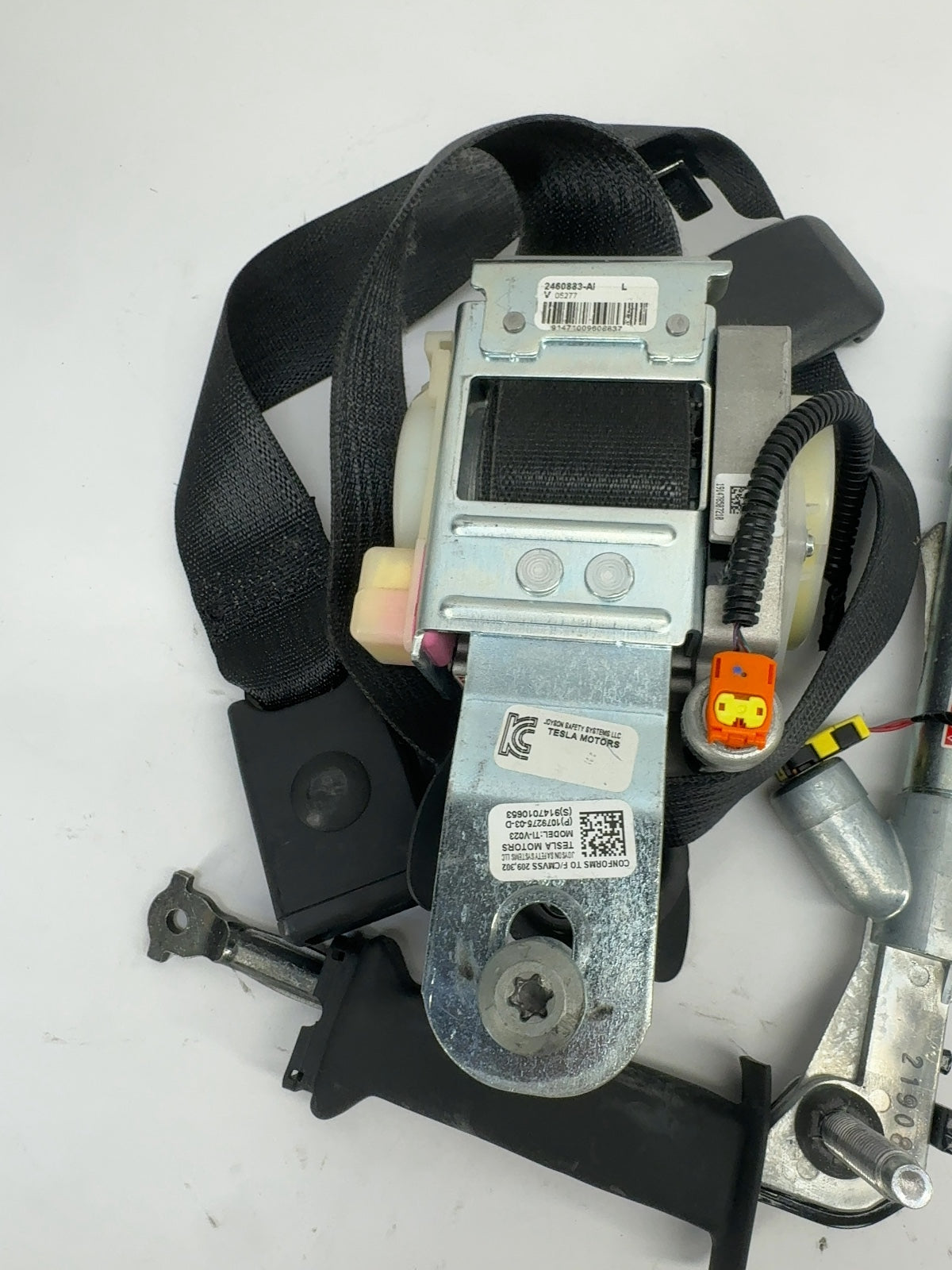 2019 Tesla Model S Front Left Seatbelt W Pretensioner 1079275-03-D