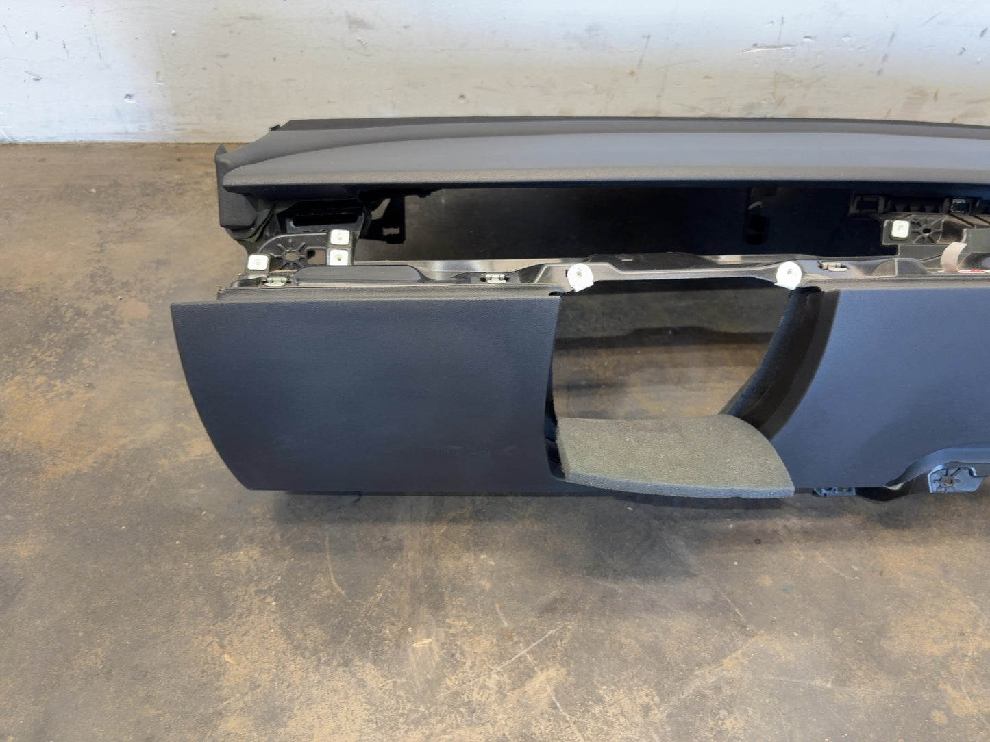 2018 Tesla Model 3 Dash Panel With Airbag 1077823-00-D