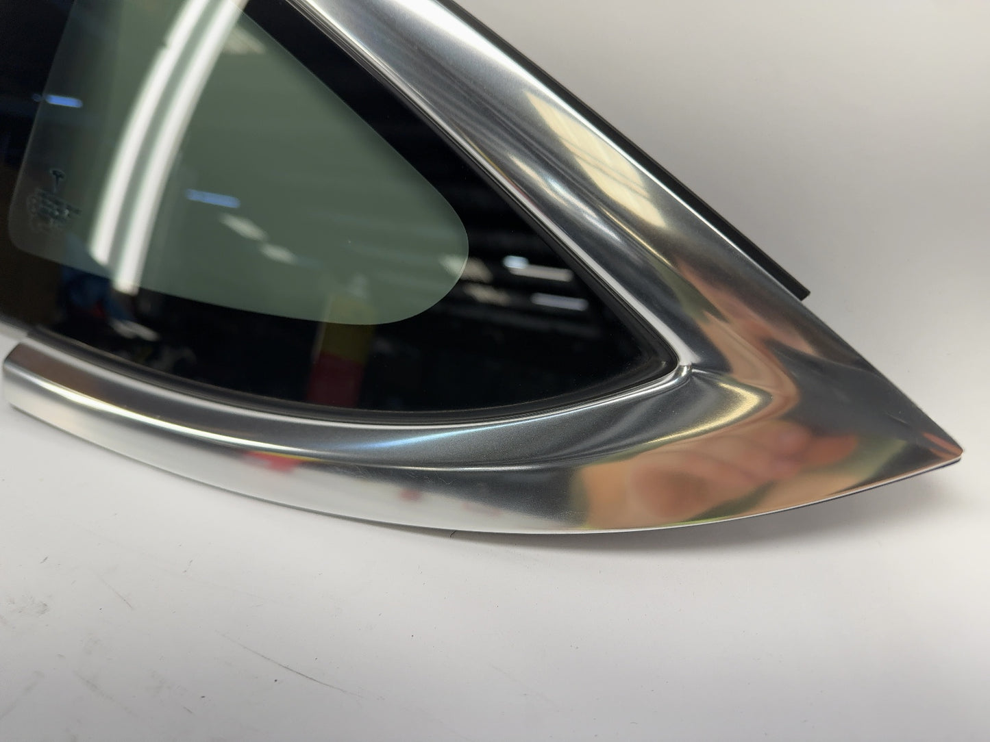 2018-2019 Tesla Model 3 Left Quarter Glass 1098757-00-F