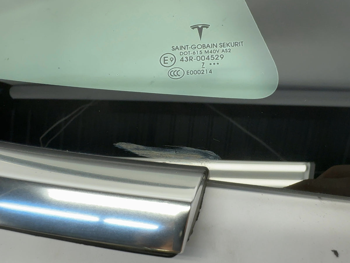 2018 Tesla Model 3 Right Quarter Glass 1098758-00-F