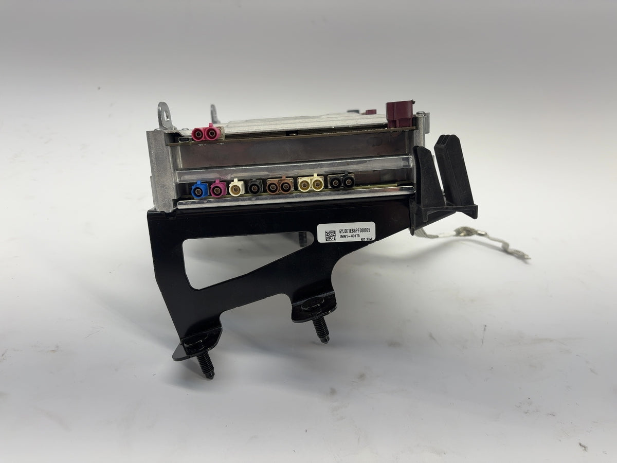 2022-2023 Tesla Model 3 Car Computer With Security Module 1681271-00-G