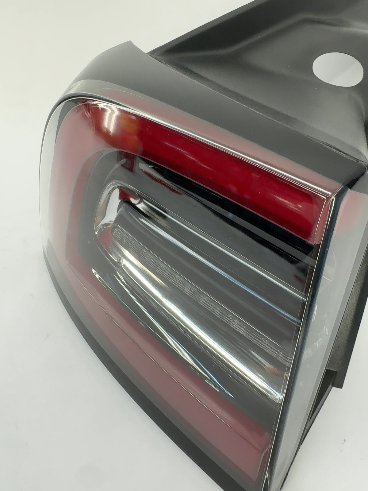 2021-2023 Tesla Model 3 Tail Lamp Rear Bodyside Left 1077397-00-H