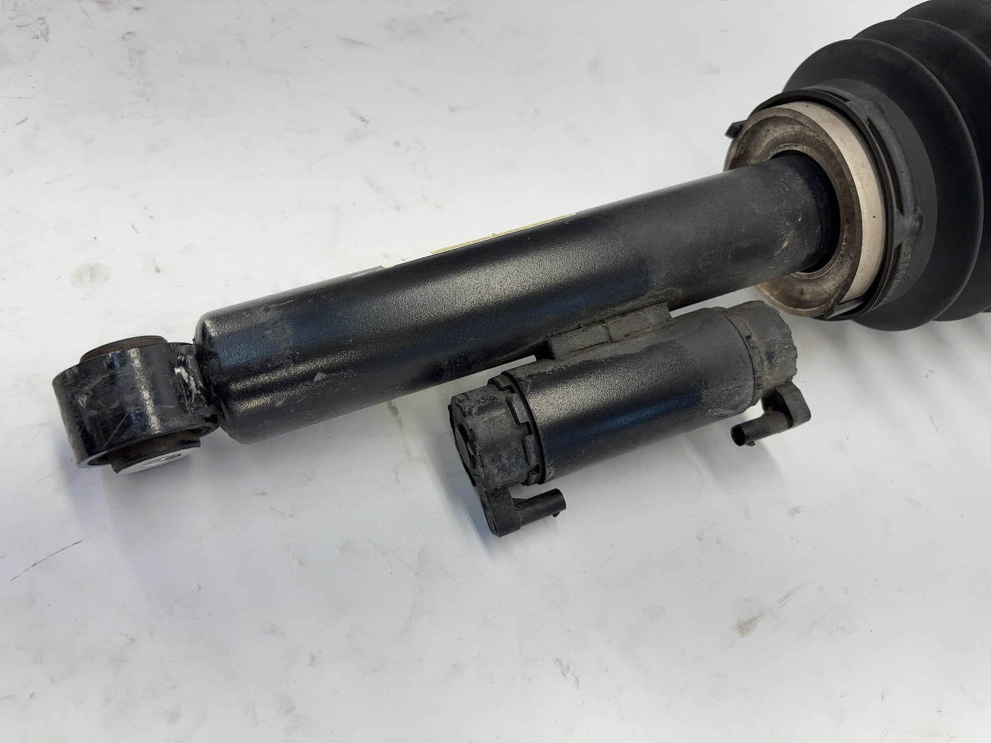 2019 Tesla Model S Rear Air Spring Module Right 1066466-00-C
