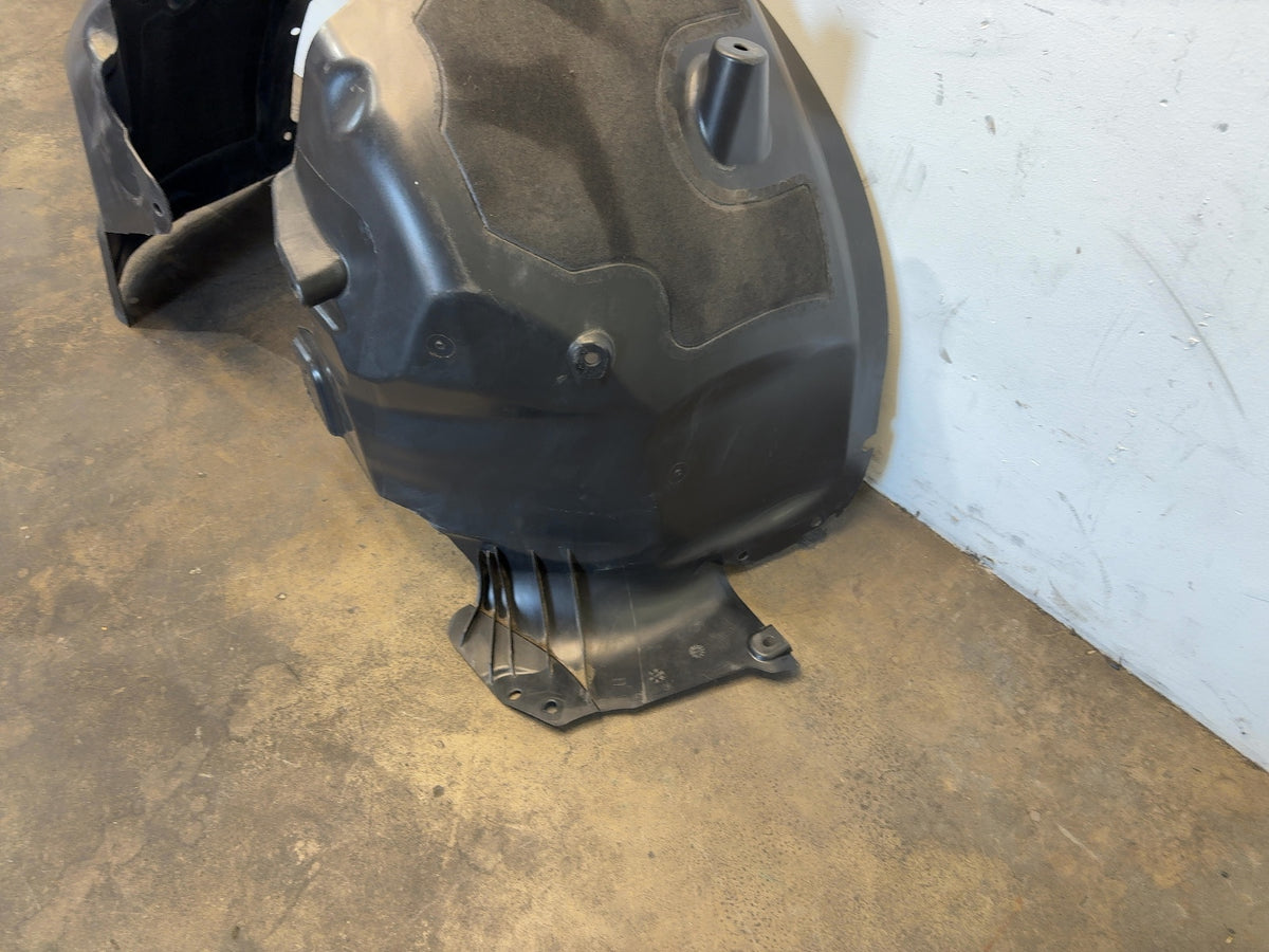 2021 Tesla Model 3 Wheel Liner Front Right 1081582-00-D